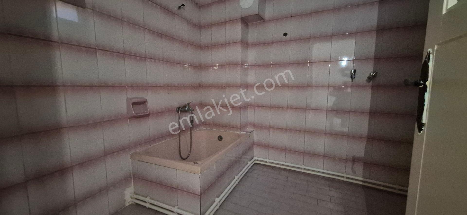 Golden Key Gayrimenkul'den Fatih Mah.kiralık 3+1 Daire - Görsel 15