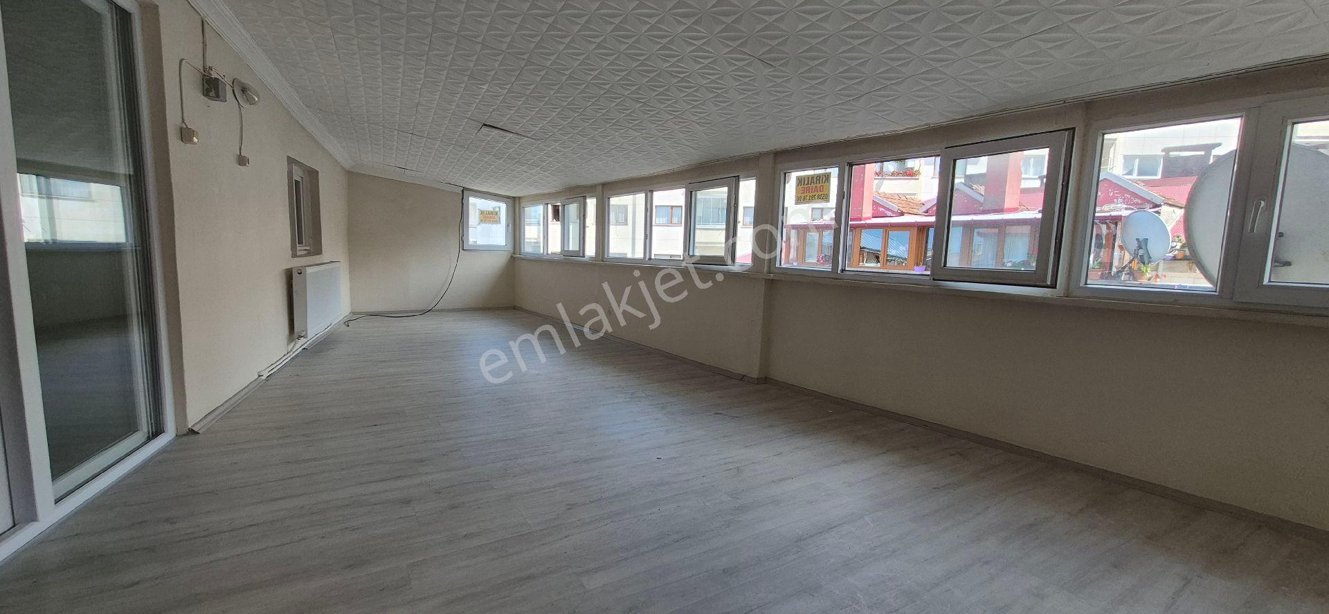 Golden Key Gayrimenkul'den Fatih Mah.kiralık 3+1 Daire - Görsel 10