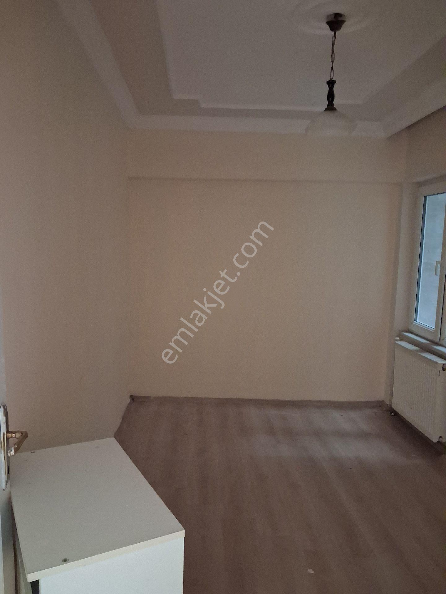 Çorlu Muhittin Mahalesinde Kiralık 3t1 Daire - Görsel 7