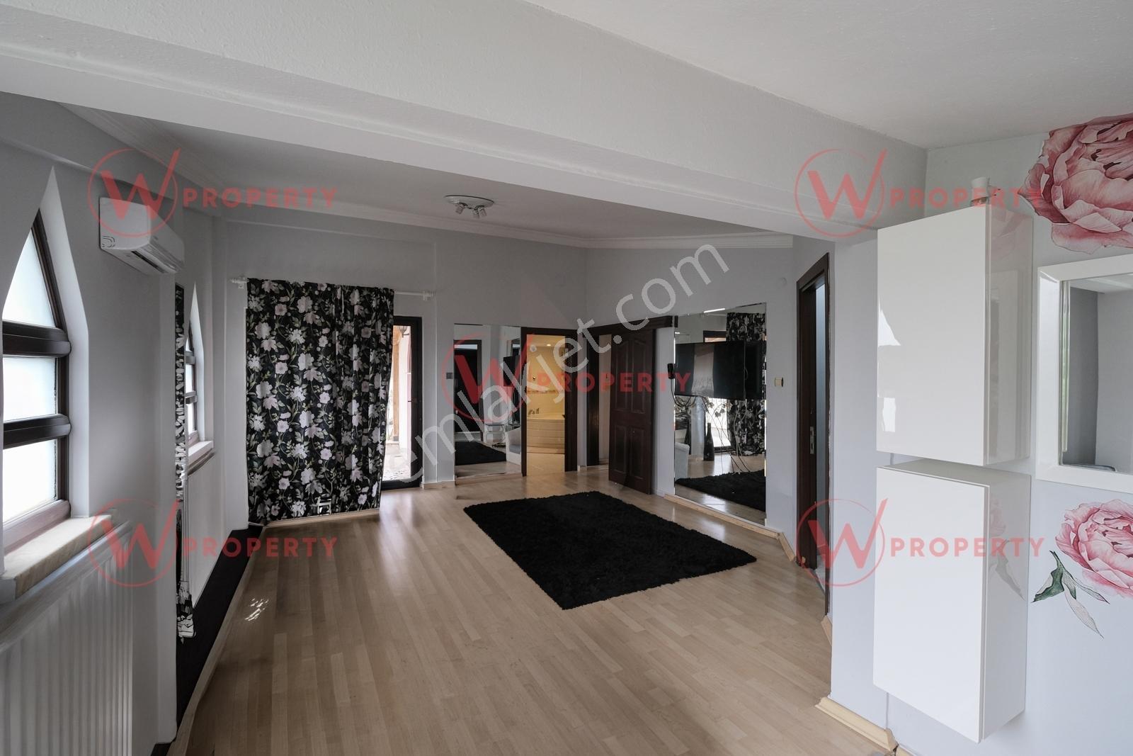 W Property Emre Konakları'nda Geniş Bahçe Kullanımlı Tripleks - Görsel 8