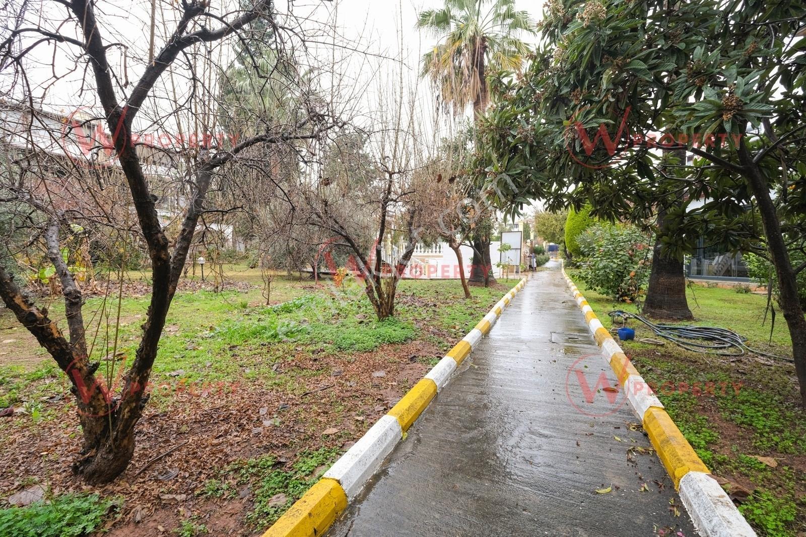W Property Emre Konakları'nda Geniş Bahçe Kullanımlı Tripleks - Görsel 31