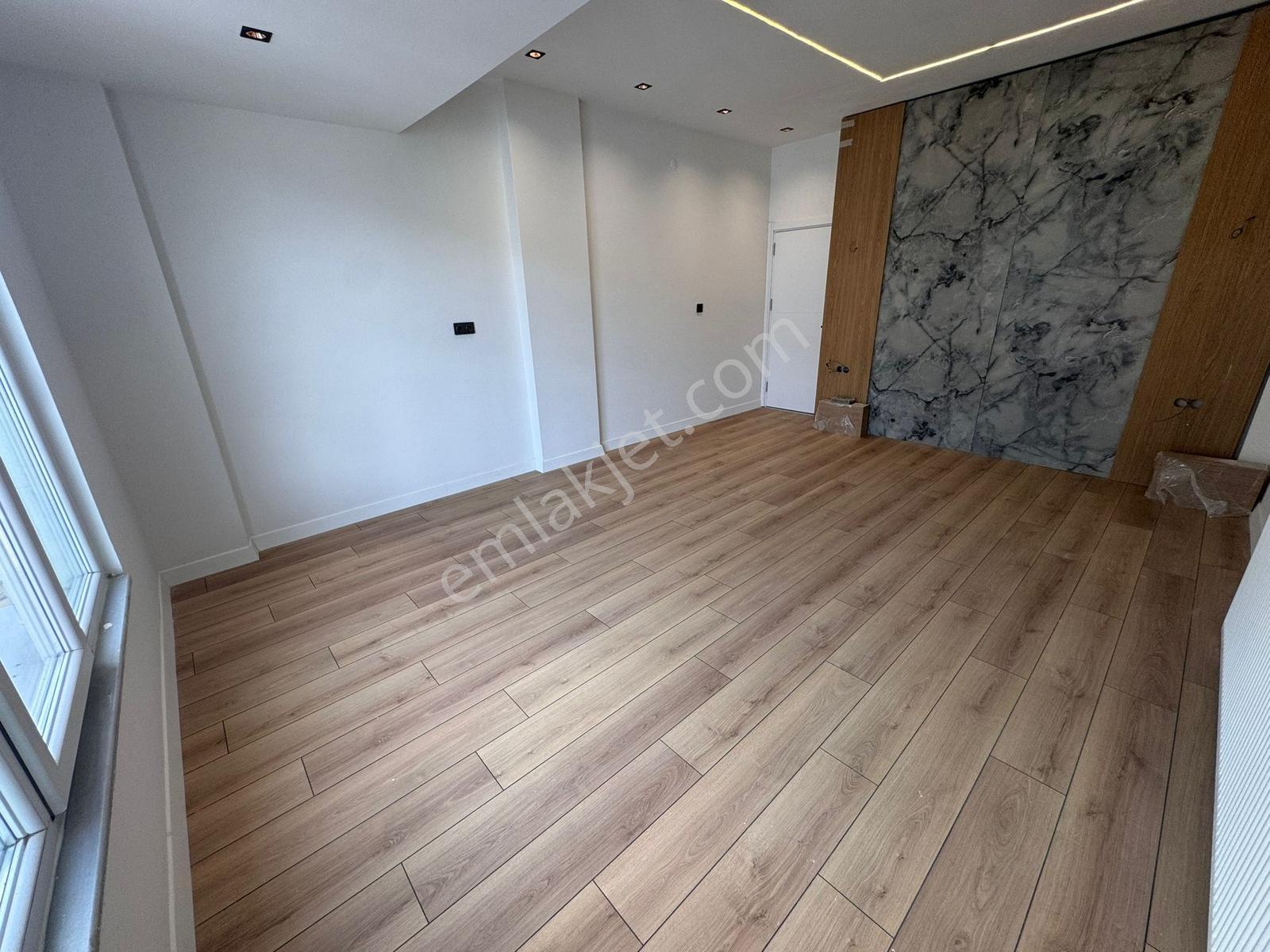 Çekenli İş Merkezi Yanında Site İçerisinde Lüks6+1 Satılıkdublex - Görsel 14