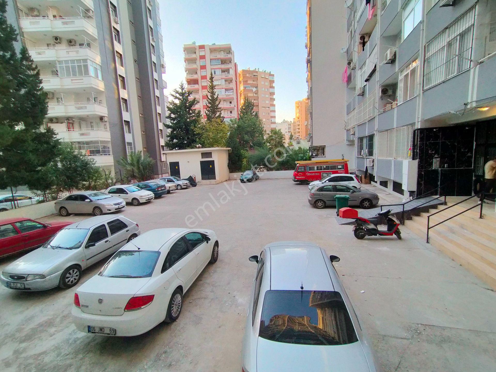 Kenan Evren Çukurova Elektrik Kavşağında 3+1 K.mutfaklı Doğalgazlı Kombili Daire - Görsel 35