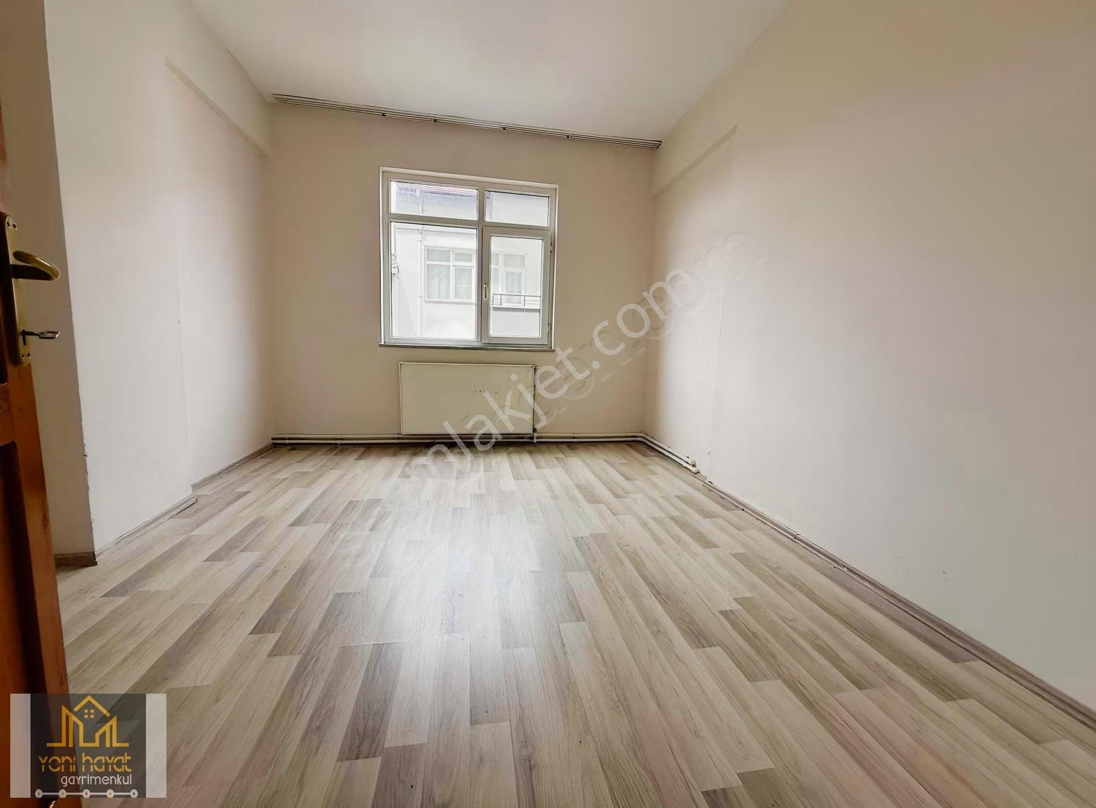 Belediye Evlerinde 3+1 Kiralık Daire - Görsel 15