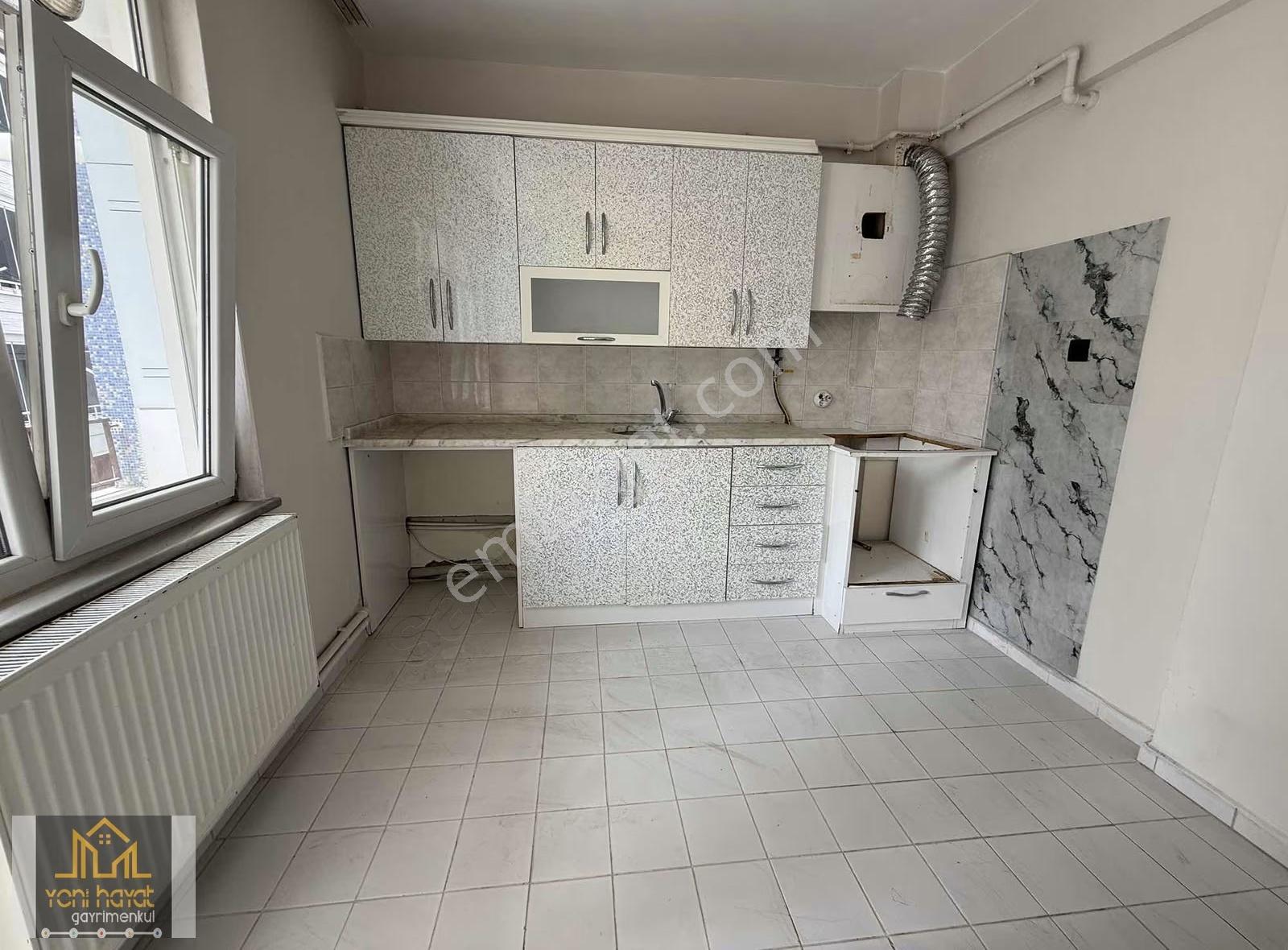Belediye Evlerinde 3+1 Kiralık Daire - Görsel 17