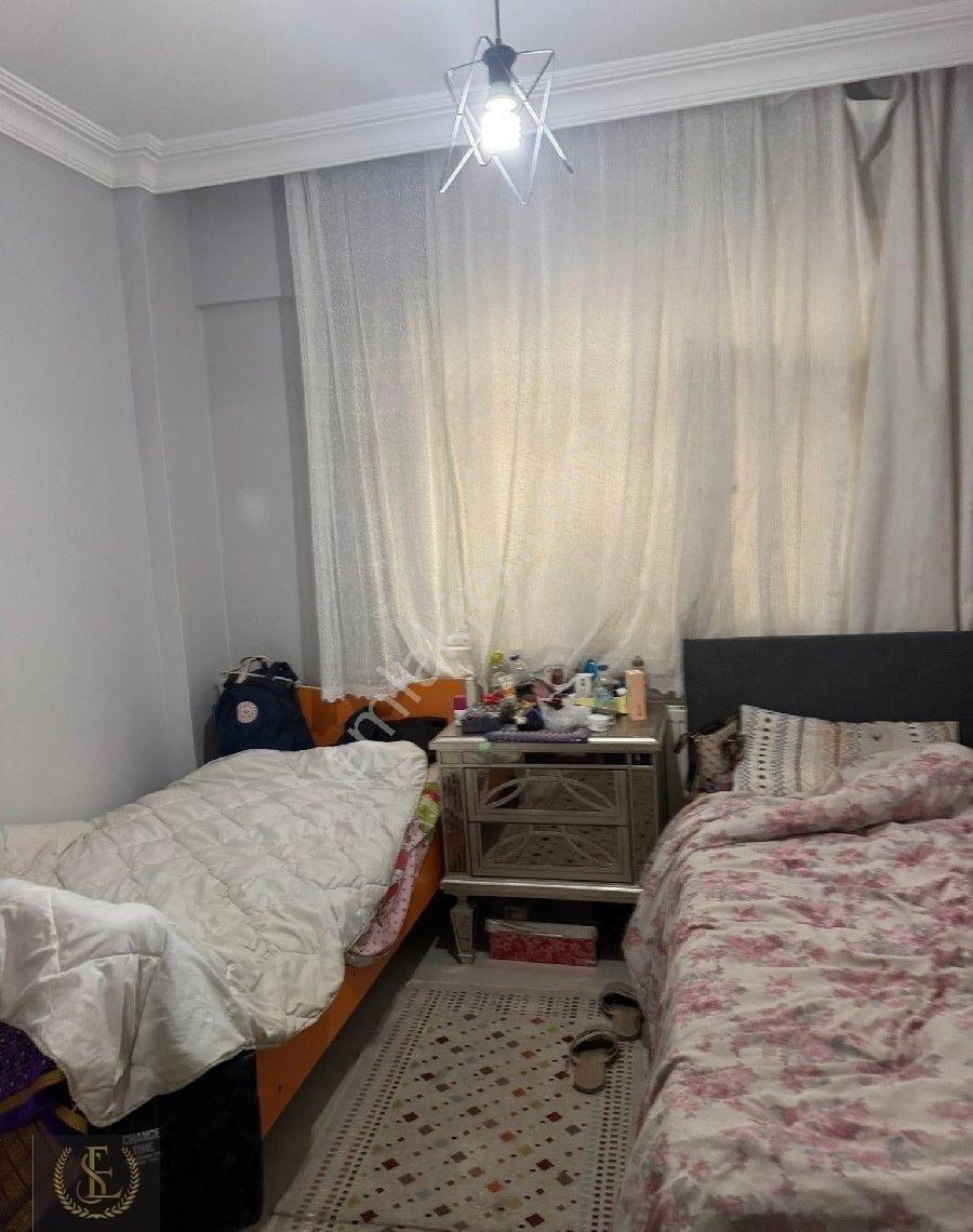 Şeker Emlak'tan Bağcılar Yenimahalle'de Güzel Konumda Satılık Daire Bahçe Kat - Görsel 33