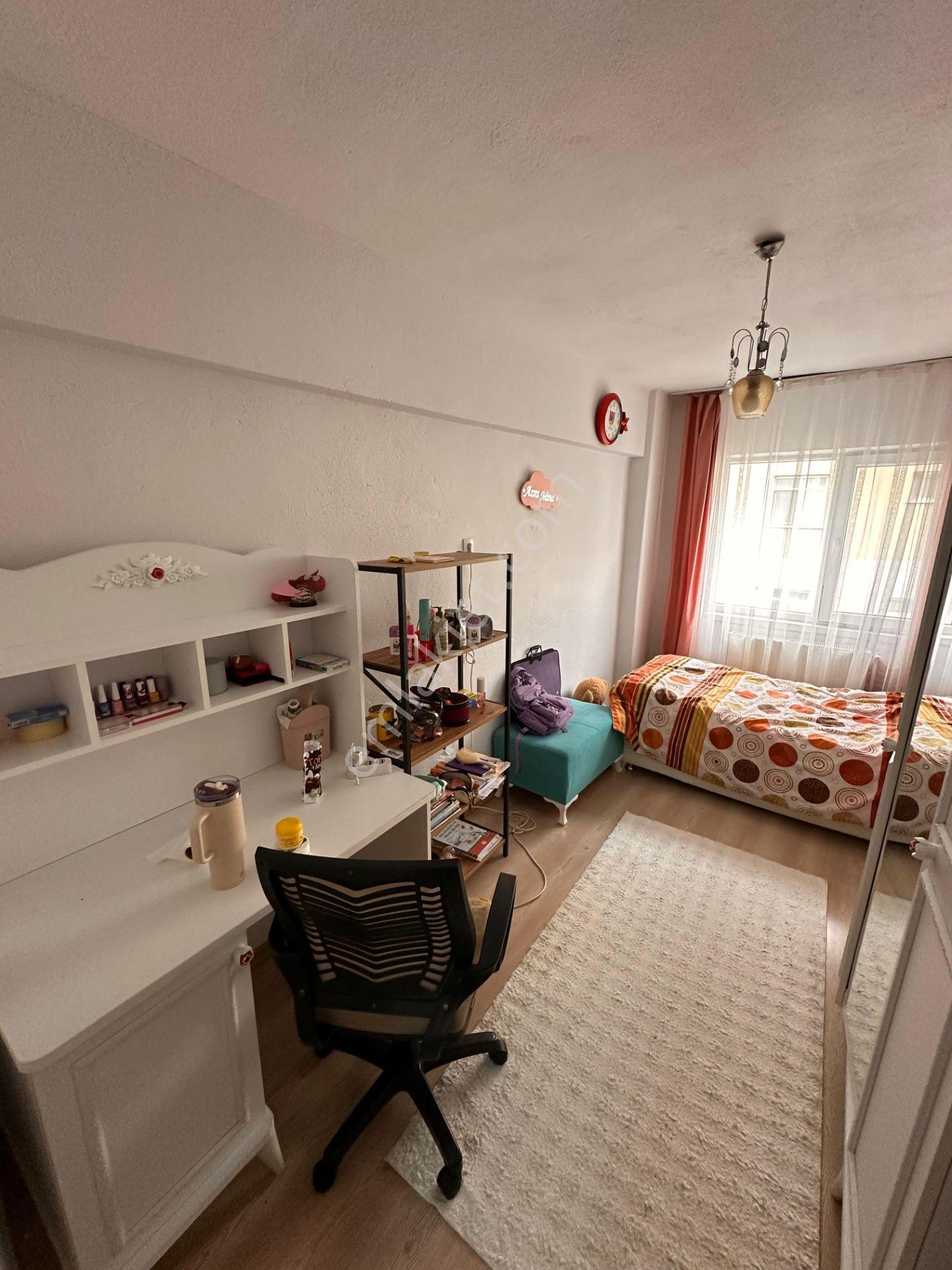 Akşemsettin Mh 3+1 Salon Bağımsız 2. Ara Katta Satılık Daire - Görsel 13