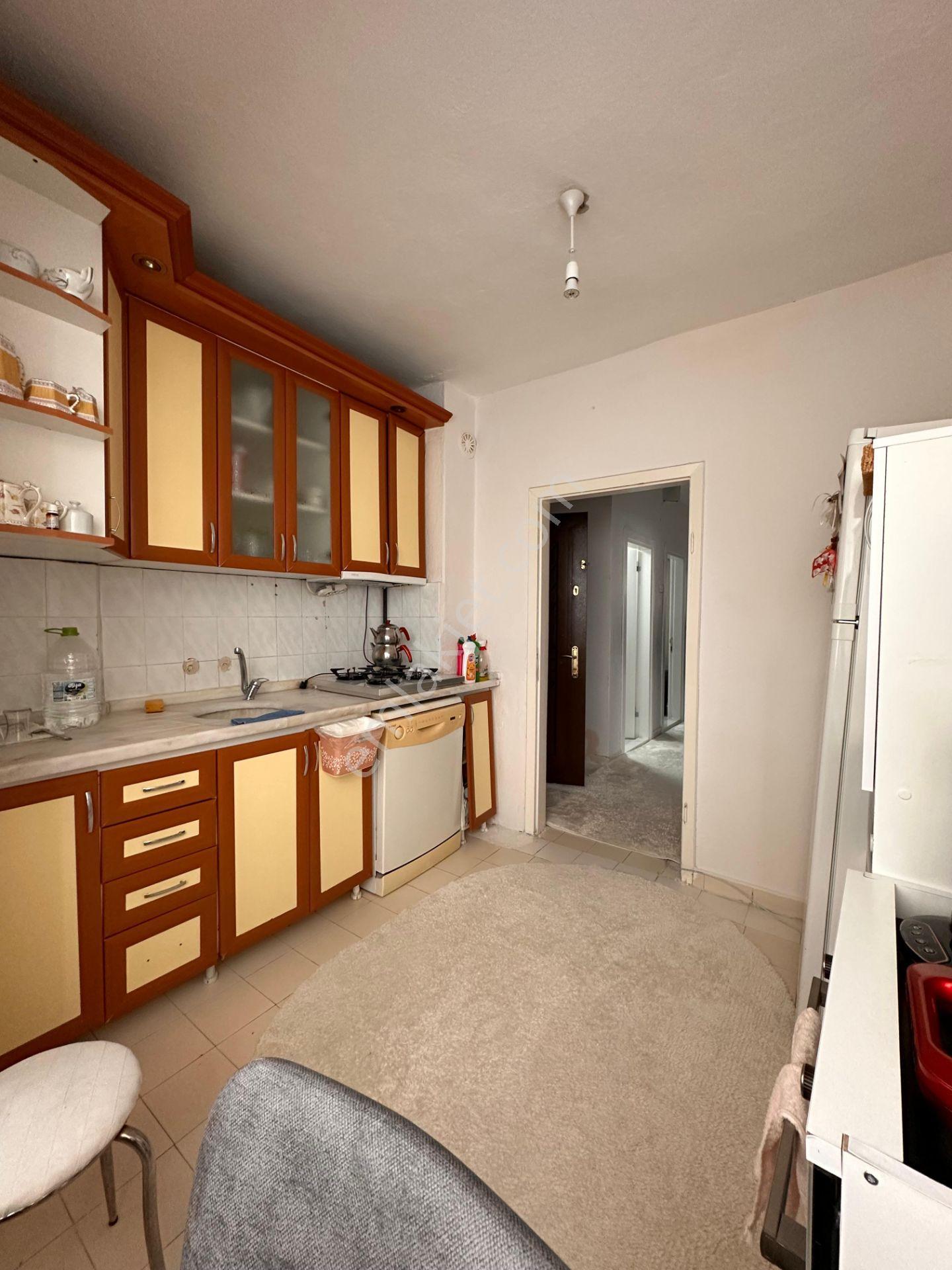 Akşemsettin Mh 3+1 Salon Bağımsız 2. Ara Katta Satılık Daire - Görsel 3