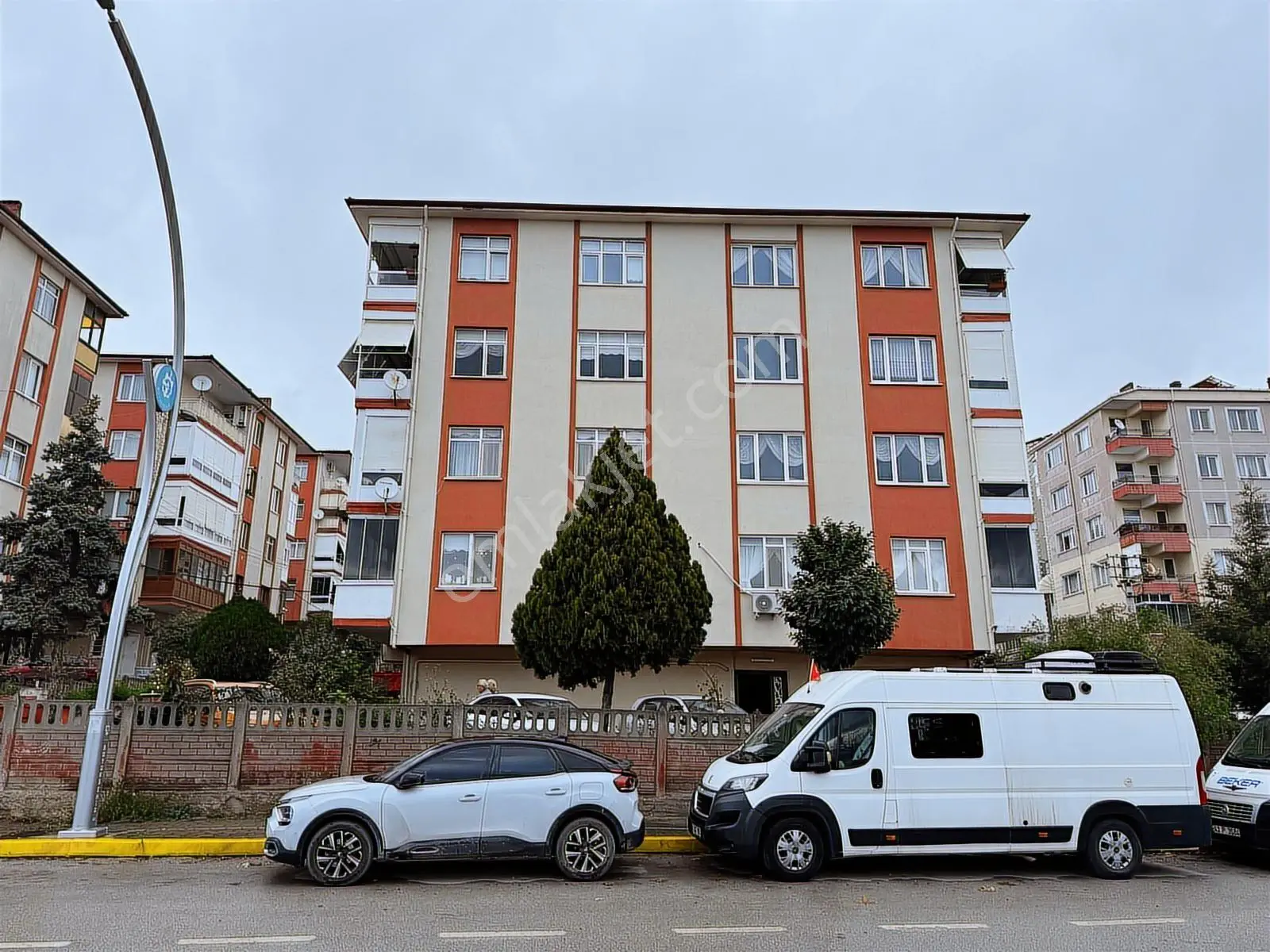 Emek Emlak'tan Derince Sahilde Kiralık Deniz Manzaralı Daire - Görsel 20