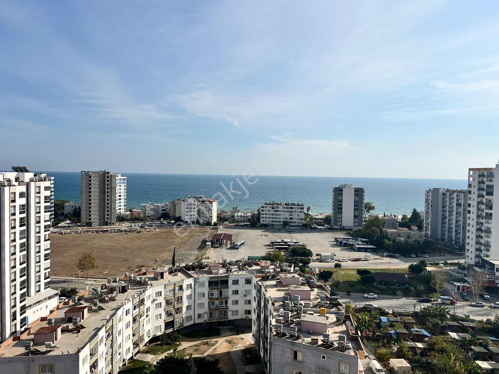 Deniz Manzaralı Havuzlu Site İçerisinde 2+1 Daire - Görsel 16