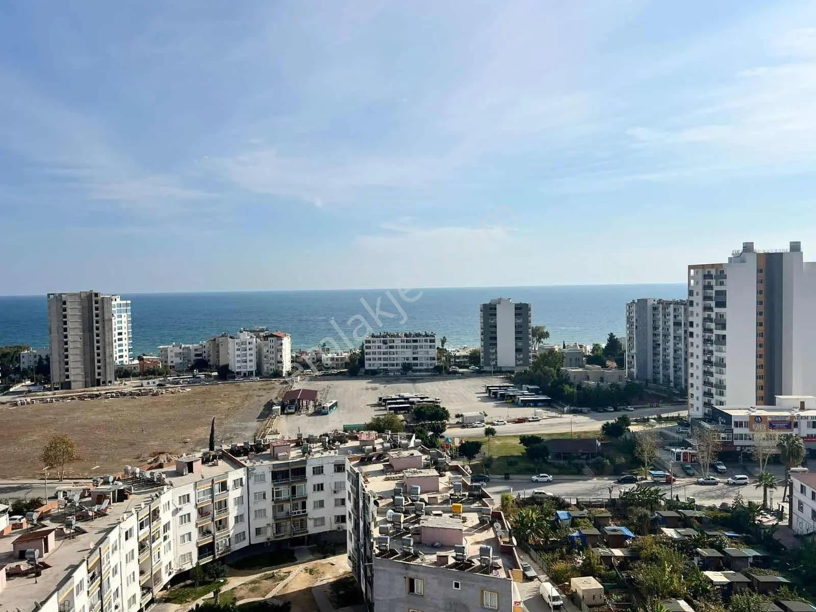 Deniz Manzaralı Havuzlu Site İçerisinde 2+1 Daire - Görsel 4