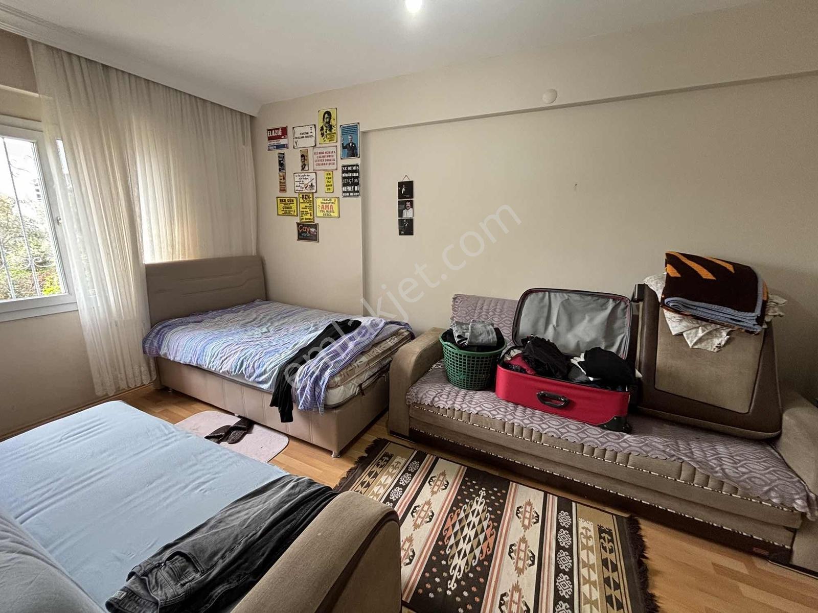 Kuşadasında 3+1 Geniş Kullanımlı Havuzlu Sitede Daire - Görsel 16