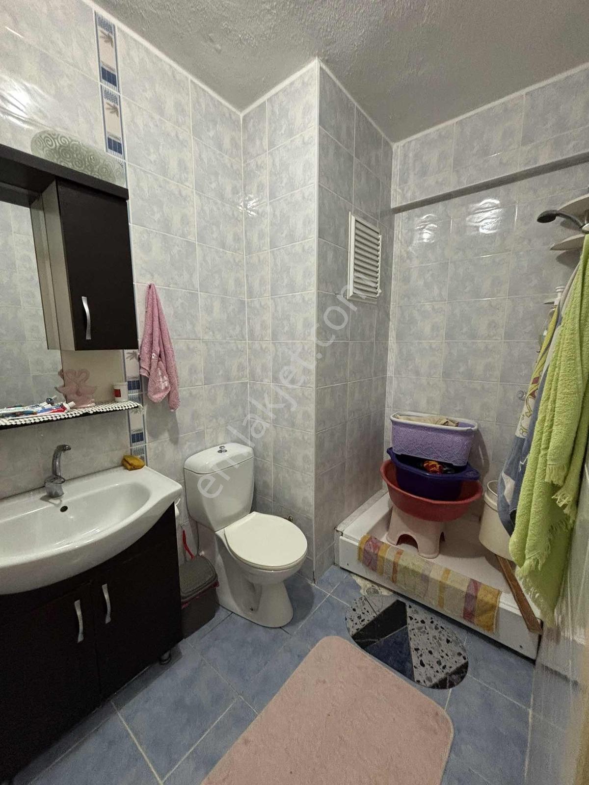 Kuşadasında 3+1 Geniş Kullanımlı Havuzlu Sitede Daire - Görsel 13