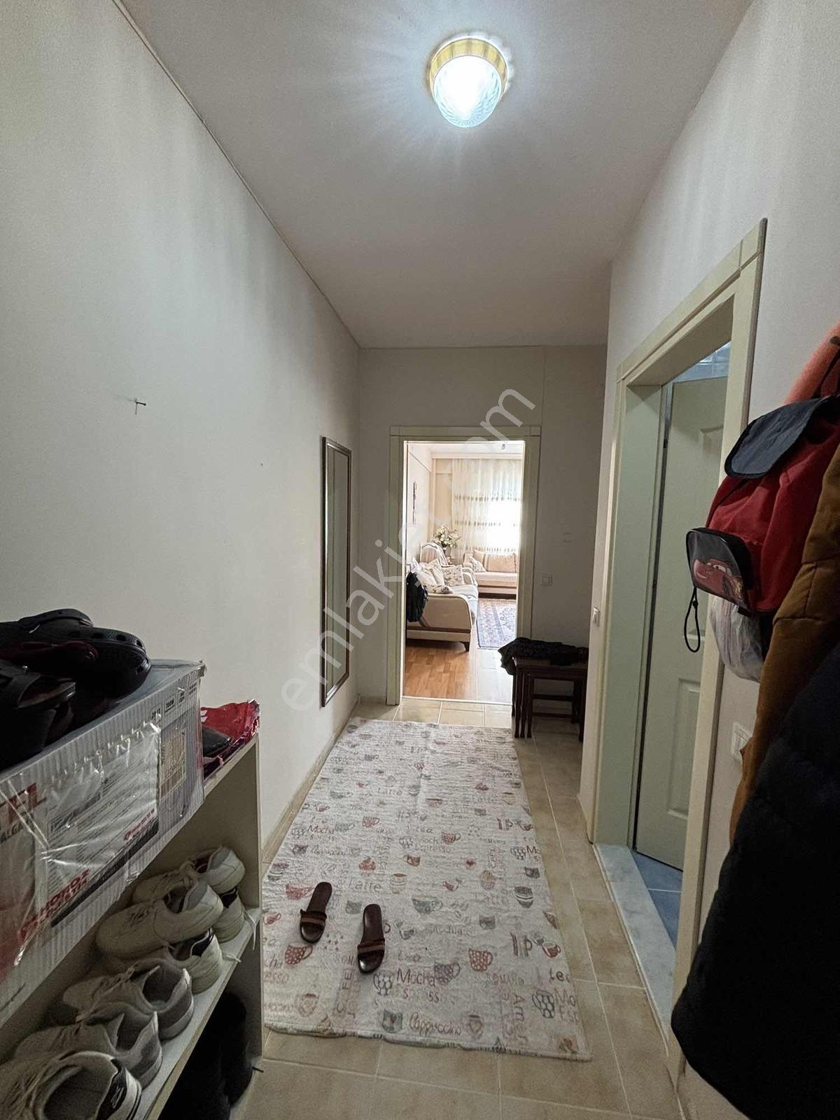 Kuşadasında 3+1 Geniş Kullanımlı Havuzlu Sitede Daire - Görsel 10
