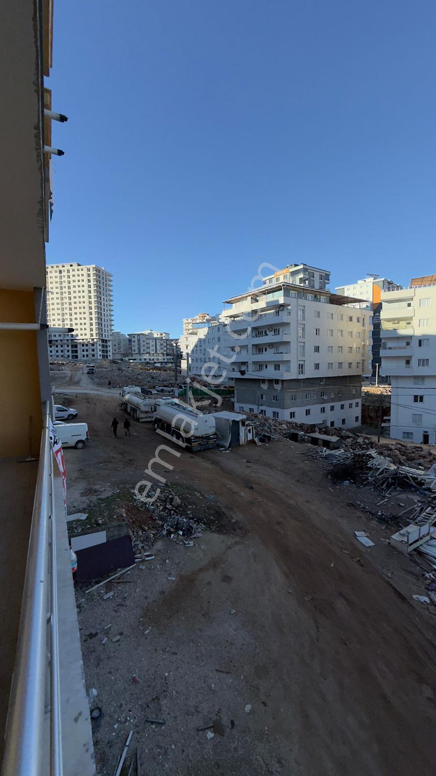 Barak Emlak'tan Merkezi Konumda Satılık 1+1 Eşyalı Daire - Görsel 13