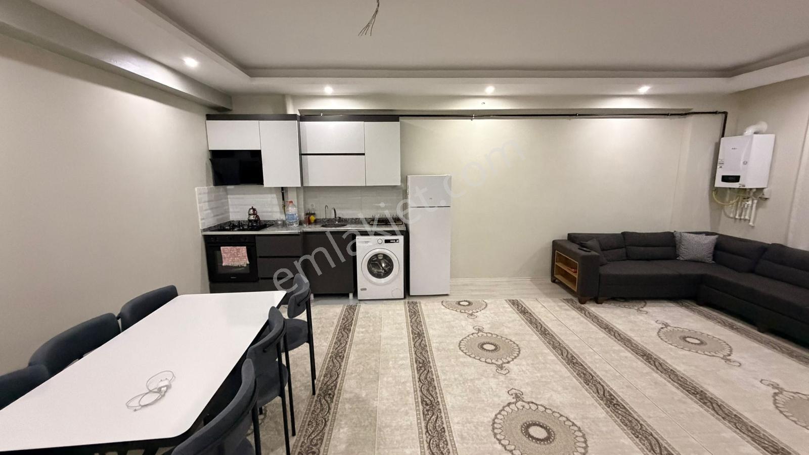 Barak Emlak'tan Hastane Arkası Satılık Geniş 1+1 Eşyalı Daire - Görsel 8
