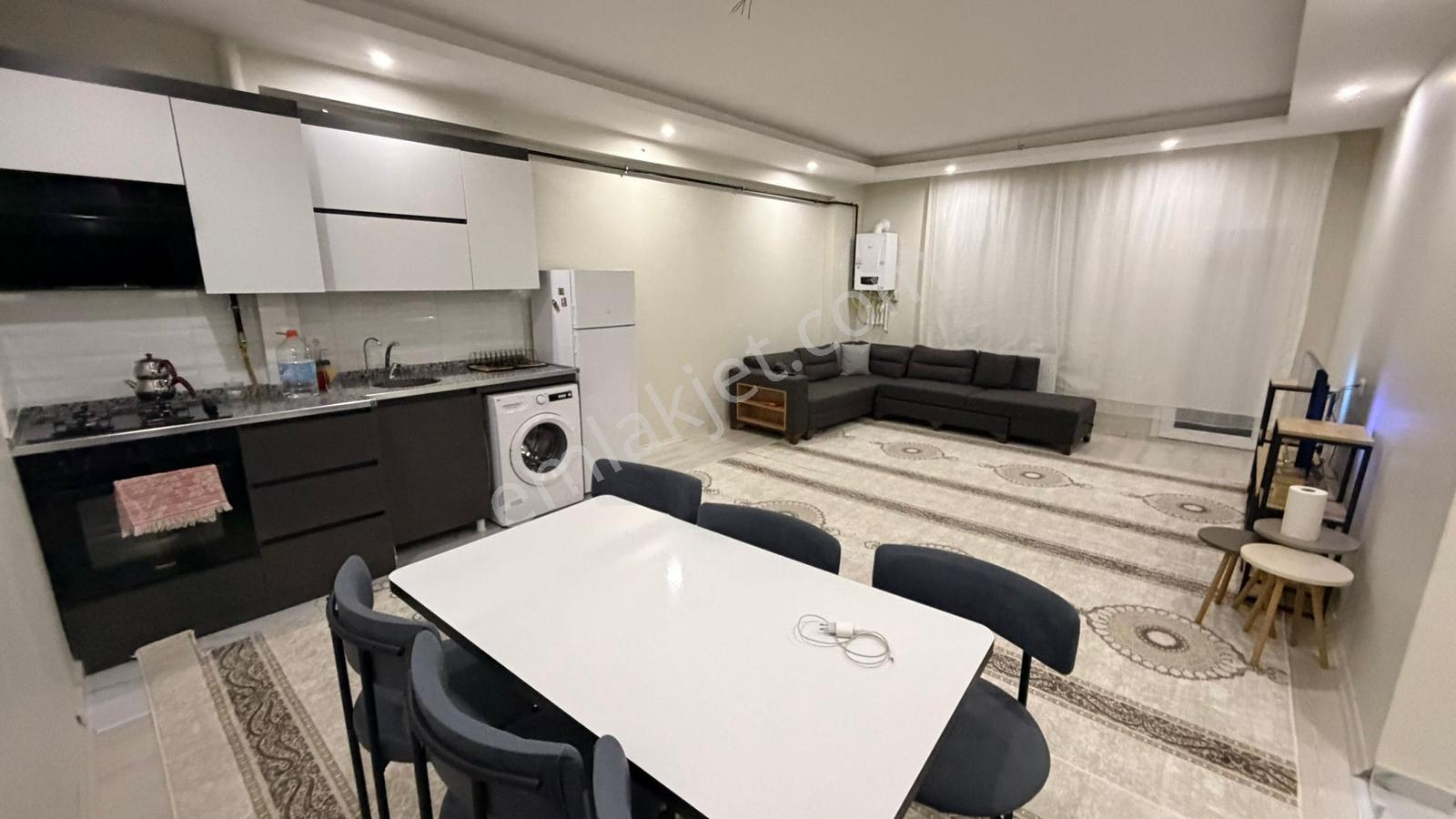 Barak Emlak'tan Hastane Arkası Satılık Geniş 1+1 Eşyalı Daire - Görsel 6