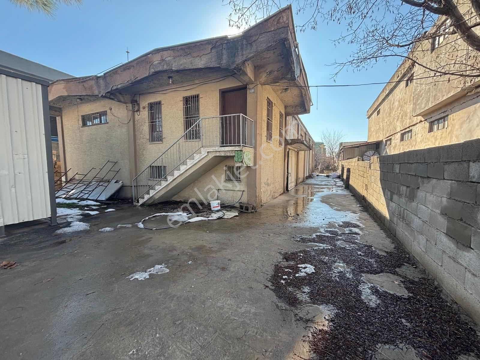 Remax Yeni Gayrimenkul'den Otogar Civarı Kiralık Depo - Görsel 16