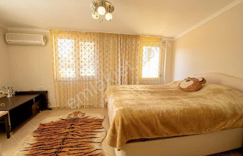 Kuşadası Kadınlar Denizinde Deniz Manzaralı 250m2 Dubleks Daire - Görsel 6