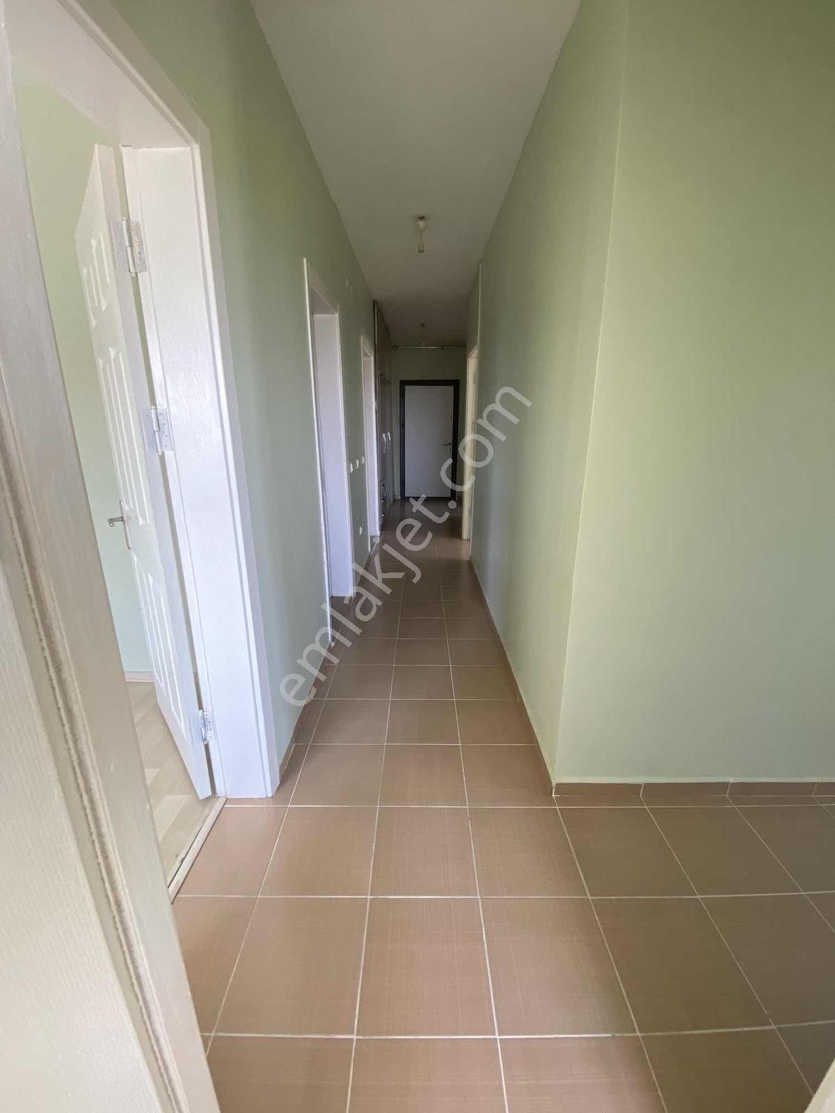 Ergene Velimeşe Toki'de Kiralık 3+1 Ferah Bakımlı Daire - Görsel 13