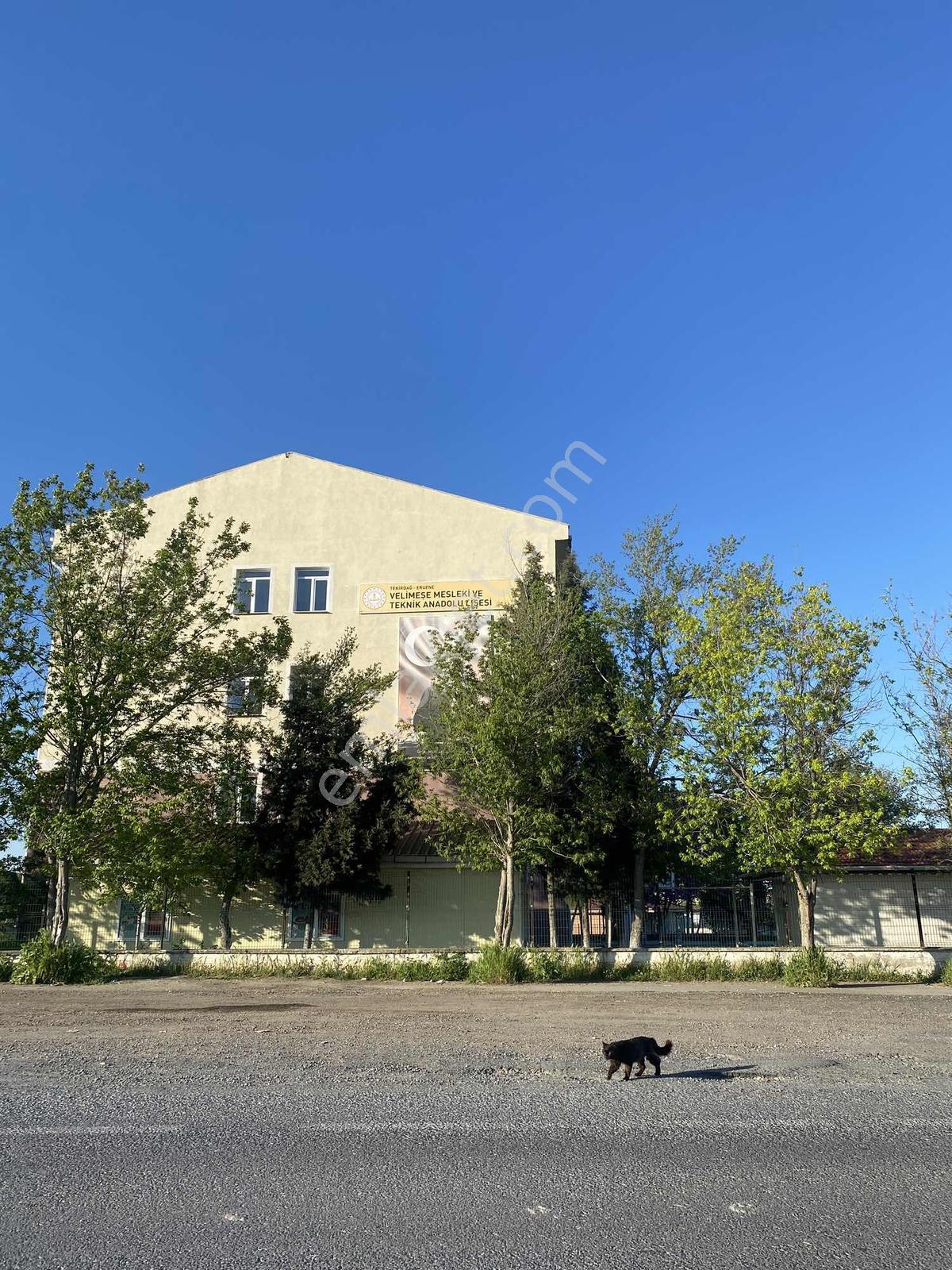 Ergene Velimeşe Toki'de Kiralık 3+1 Ferah Bakımlı Daire - Görsel 11