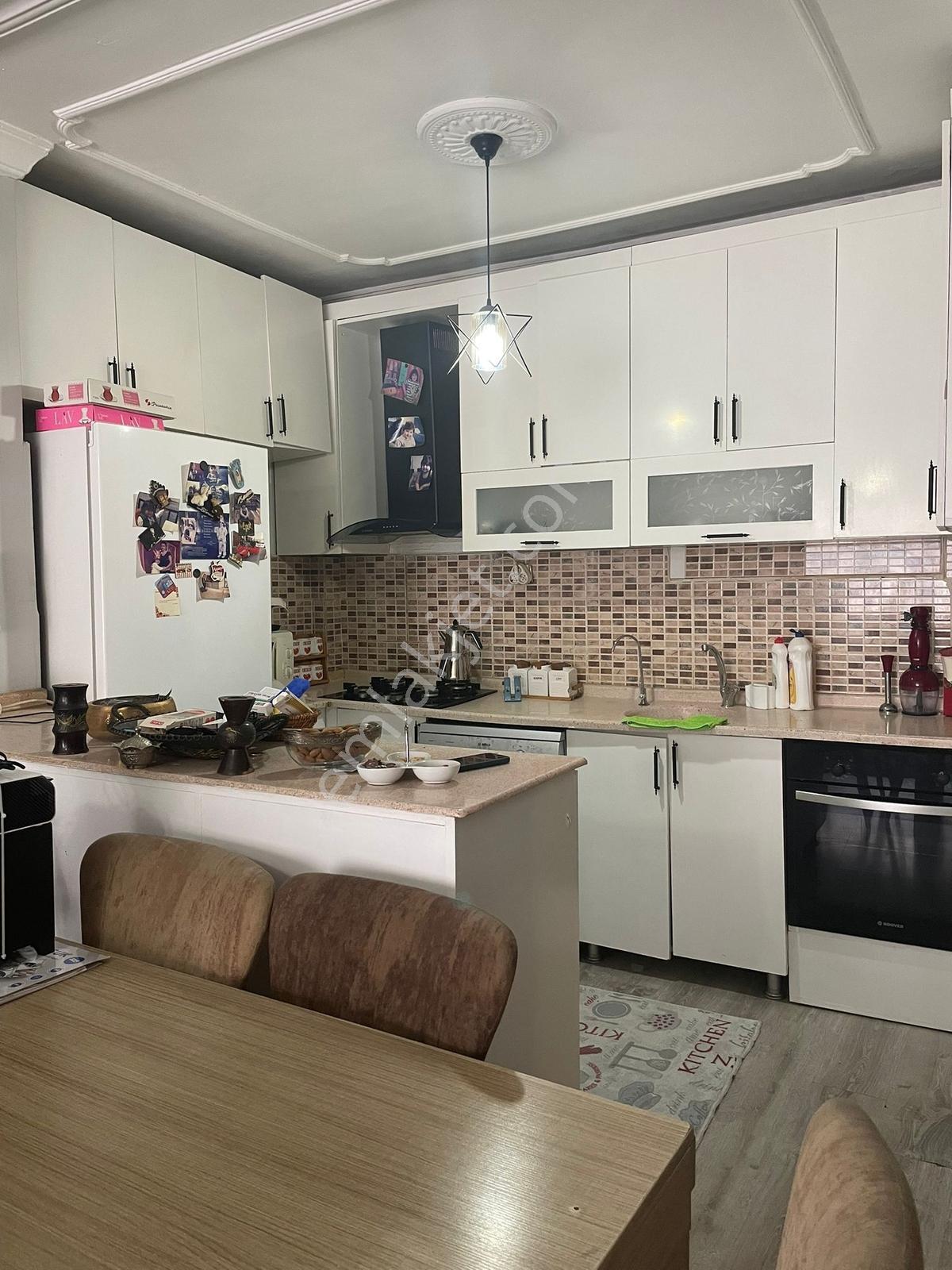 Antalya Şehir Merkezinde Satılık 2+1 Daire | 85 M² | Açık Mutfak