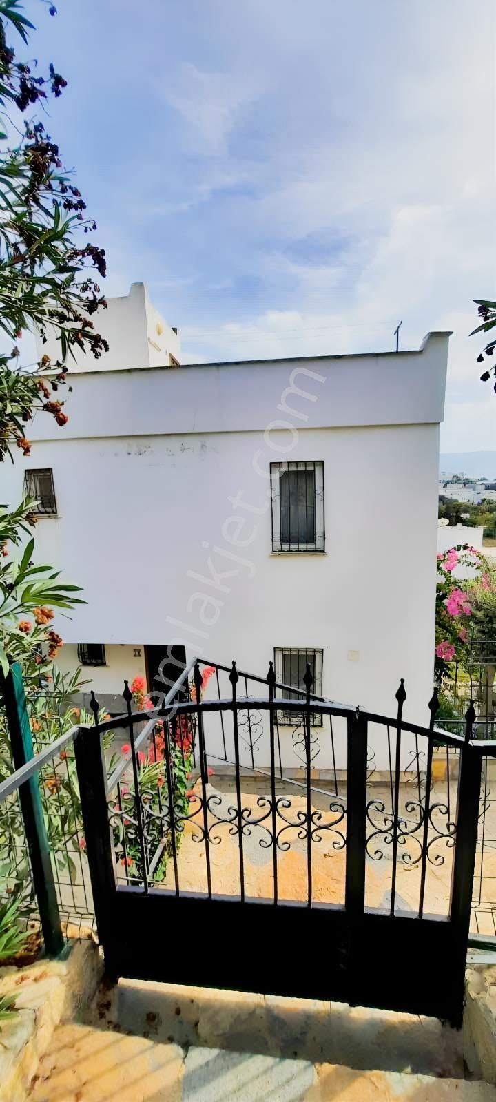 Mavi Tur Sitesinde - Deniz Manzaralı Villa Tipi Dubleks - Görsel 7