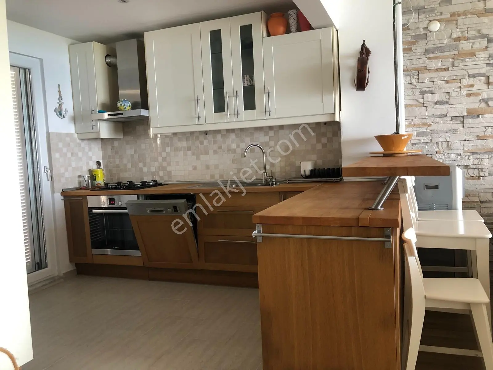 Özlem Karaca' Dan Deniz Manzaralı Eşyalı Yıllık Kiralık Villa - Görsel 4