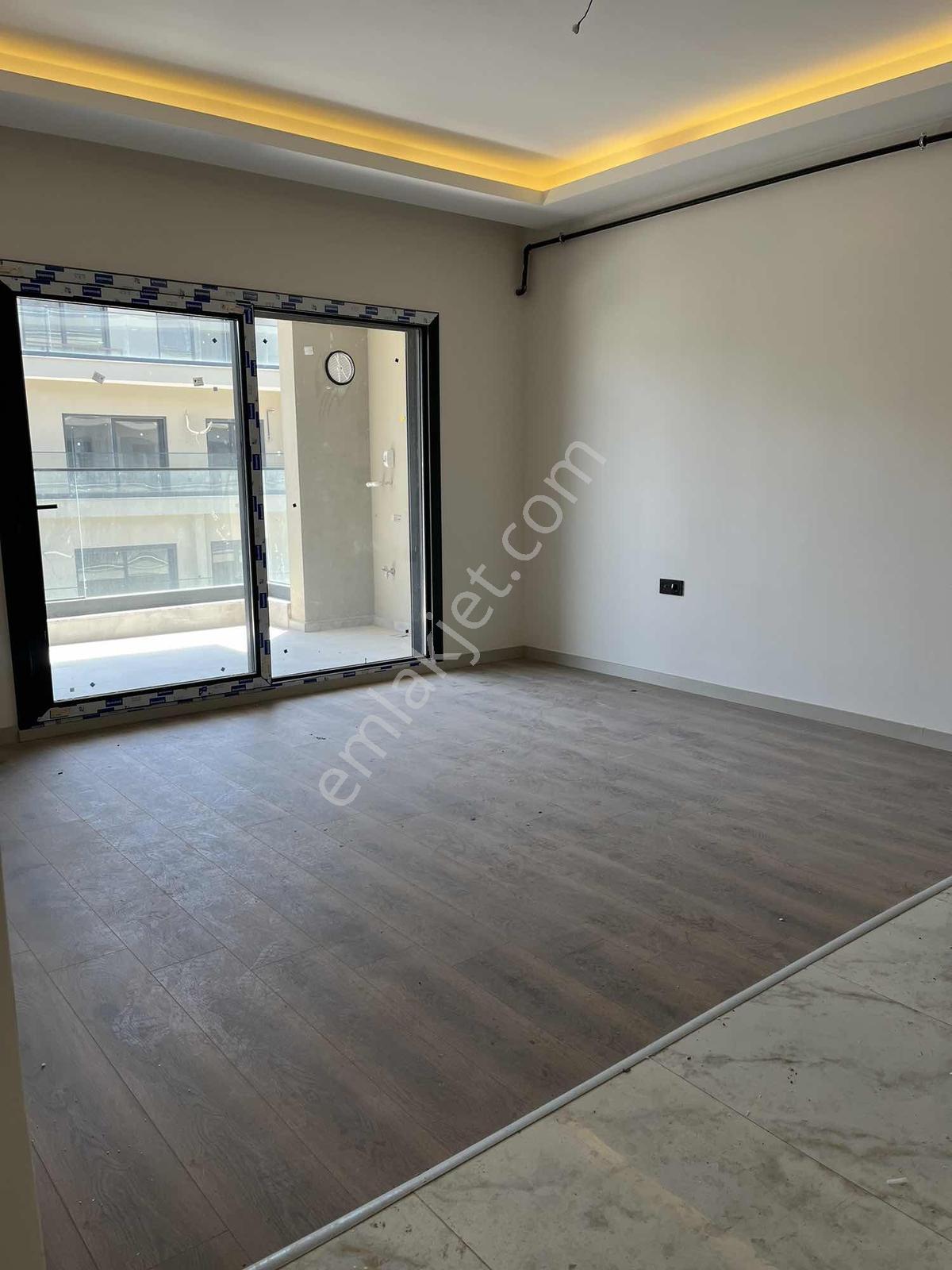 Havuzlu Site 3+1 115m² Ebeveyn Banyolu Otoparklı Daire - Görsel 24