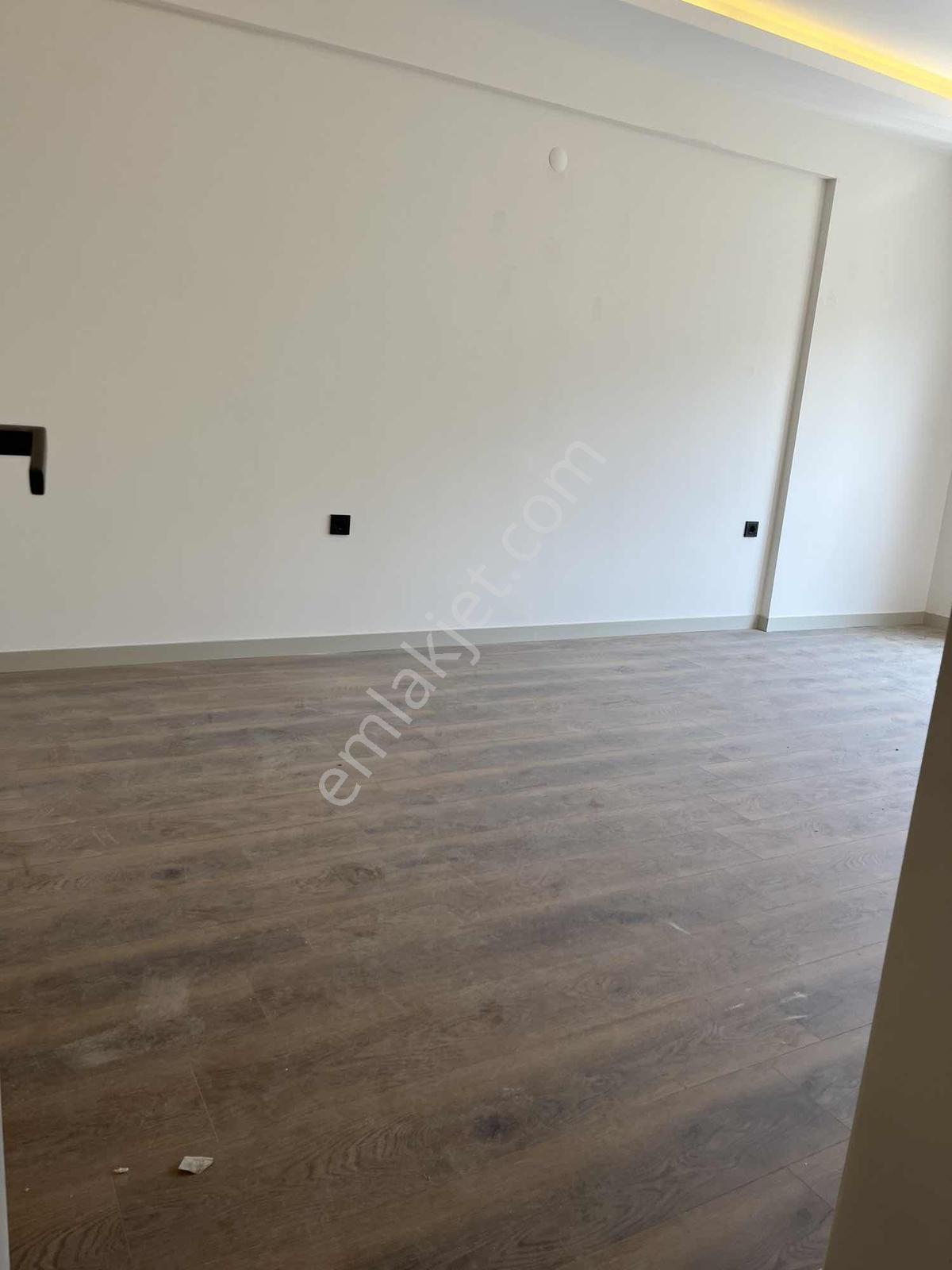 Havuzlu Site 3+1 115m² Ebeveyn Banyolu Otoparklı Daire - Görsel 17