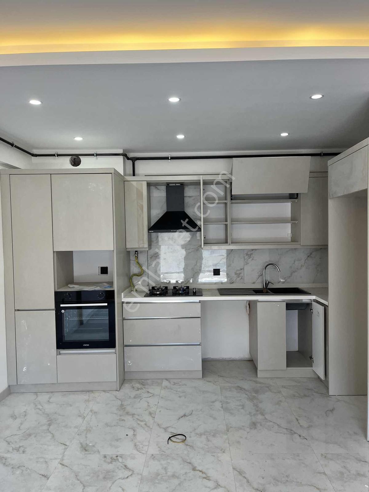Havuzlu Site 3+1 115m² Ebeveyn Banyolu Otoparklı Daire - Görsel 19