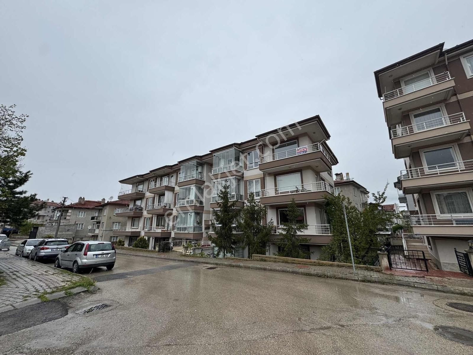 Sağlam Emlaktan Eşrefpaşada Satılık Fırsat 3+1 Daire - Görsel 12