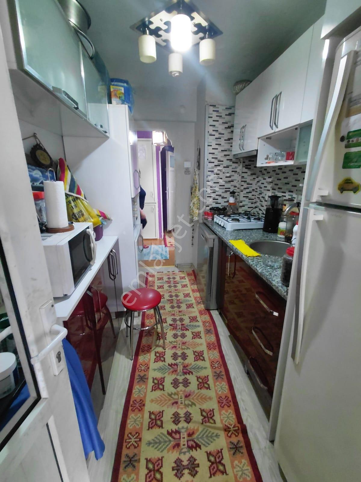 Esenlik Mahallesinde 2+1 2. Kat Doğalgaz Kapıda İçi Yapılı - Görsel 18