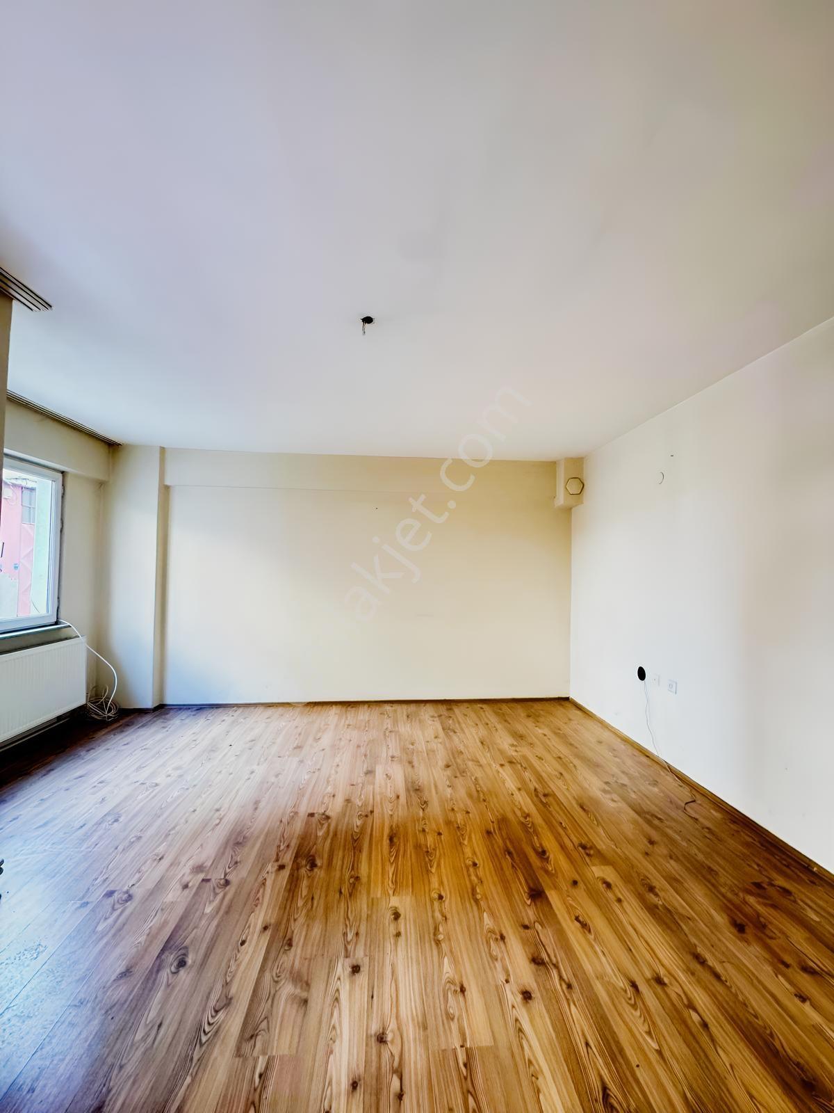 Orbey Den Çorlu Da Şeyhsinan Mah. 3+1 İskanlı Kiralık Daire - Görsel 2