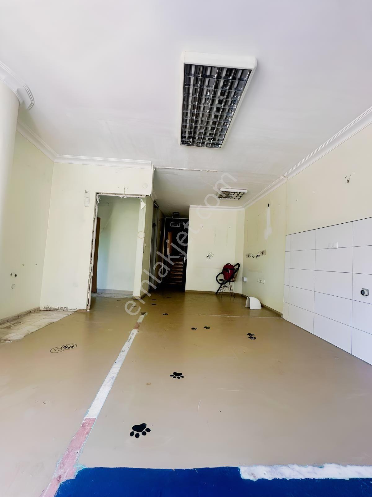Alanya Merkez Cadde Üstü Atatürk Anıtı Karşısı Kiralık 1+1 Ofis - Görsel 18