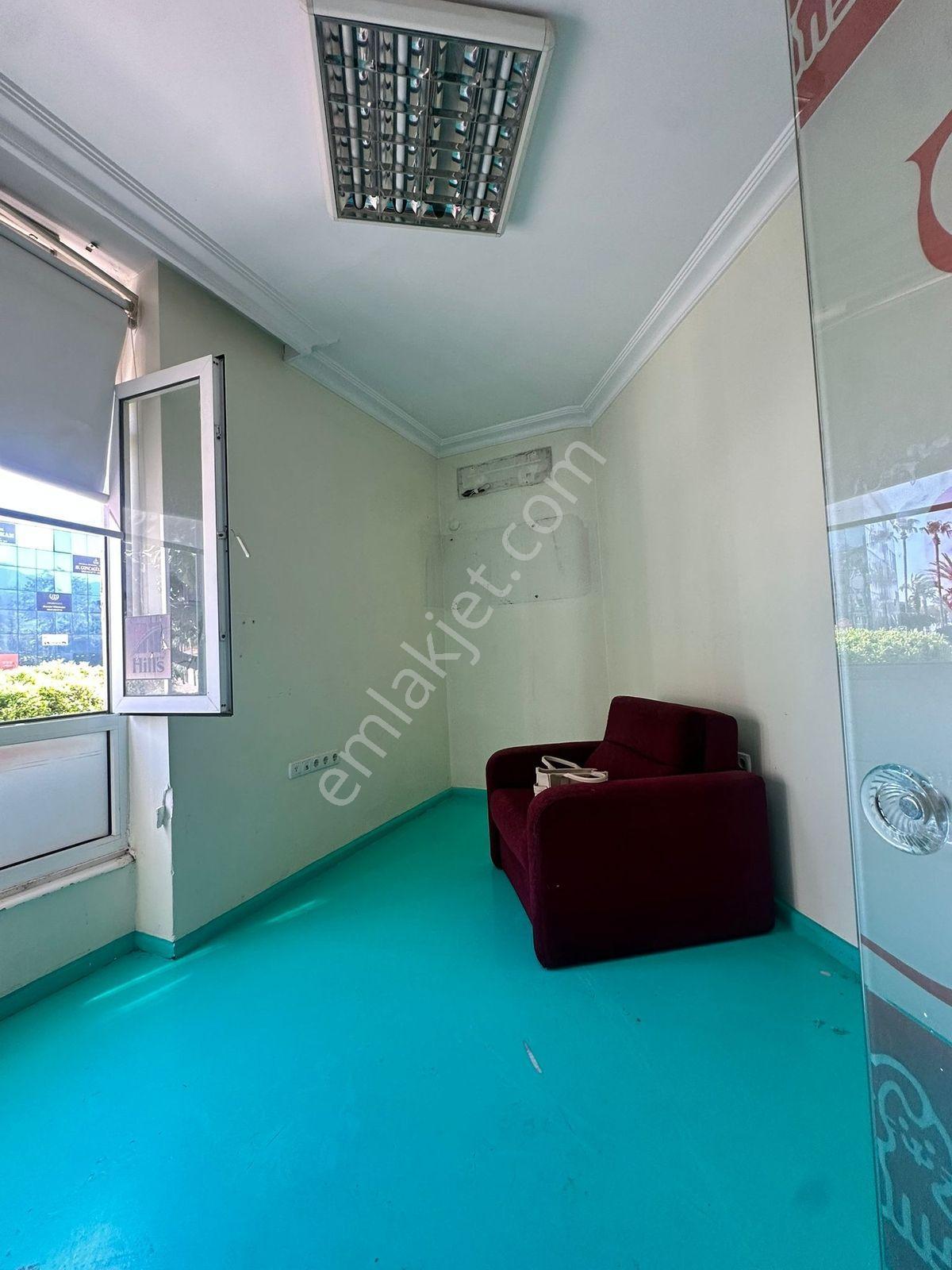 Alanya Merkez Cadde Üstü Atatürk Anıtı Karşısı Kiralık 1+1 Ofis - Görsel 17