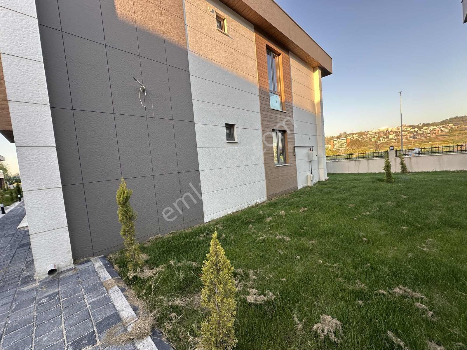 Bölgenin En Uygunu!! Site İçinde Satılık Fırsat Yeni 4+1 Villa!! - Görsel 15