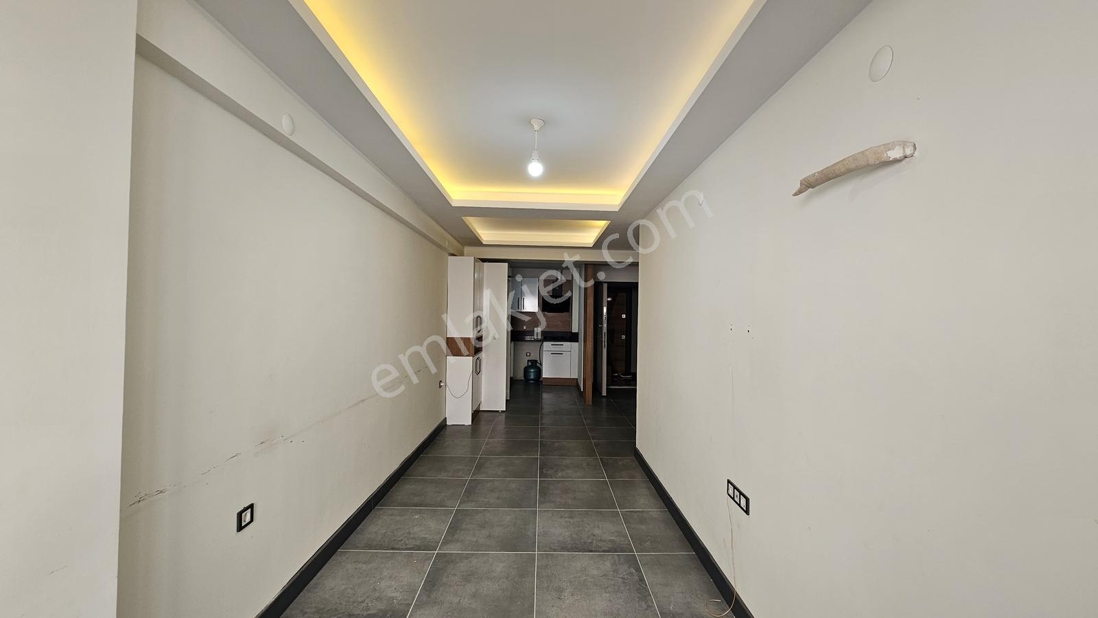 Aydın Efeler Cumhuriyet Mah. Yaşam Plazada Kiralık 1+1 Balkonlu - Görsel 22