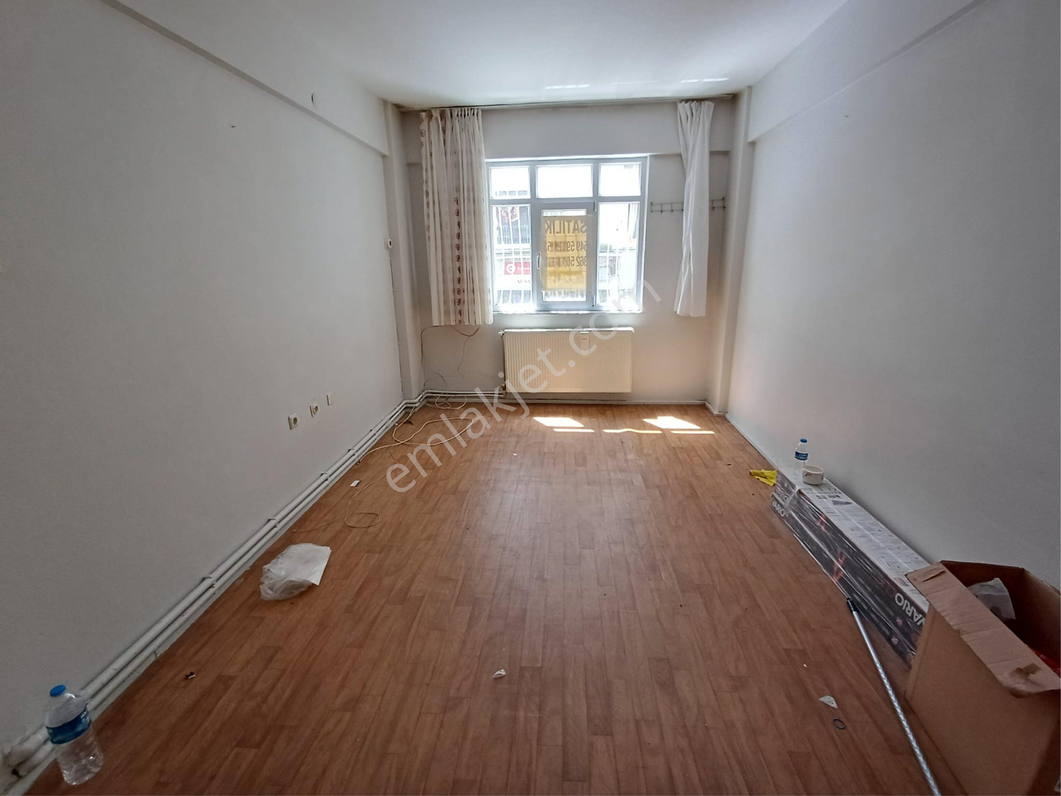 Kadıkoy Mahallesinde İci Temiz Satılık Daire - Görsel 7