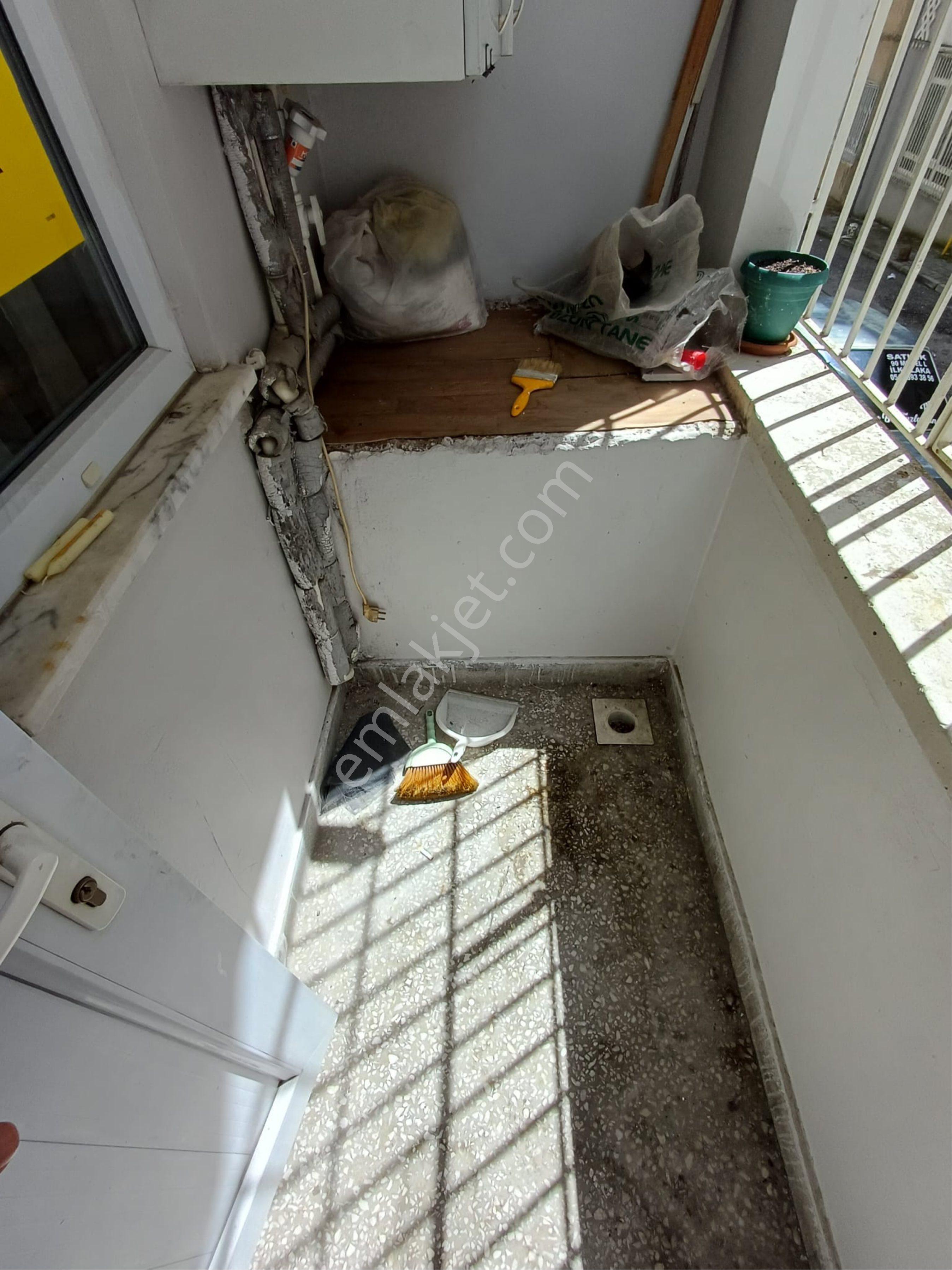Kadıkoy Mahallesinde İci Temiz Satılık Daire - Görsel 11