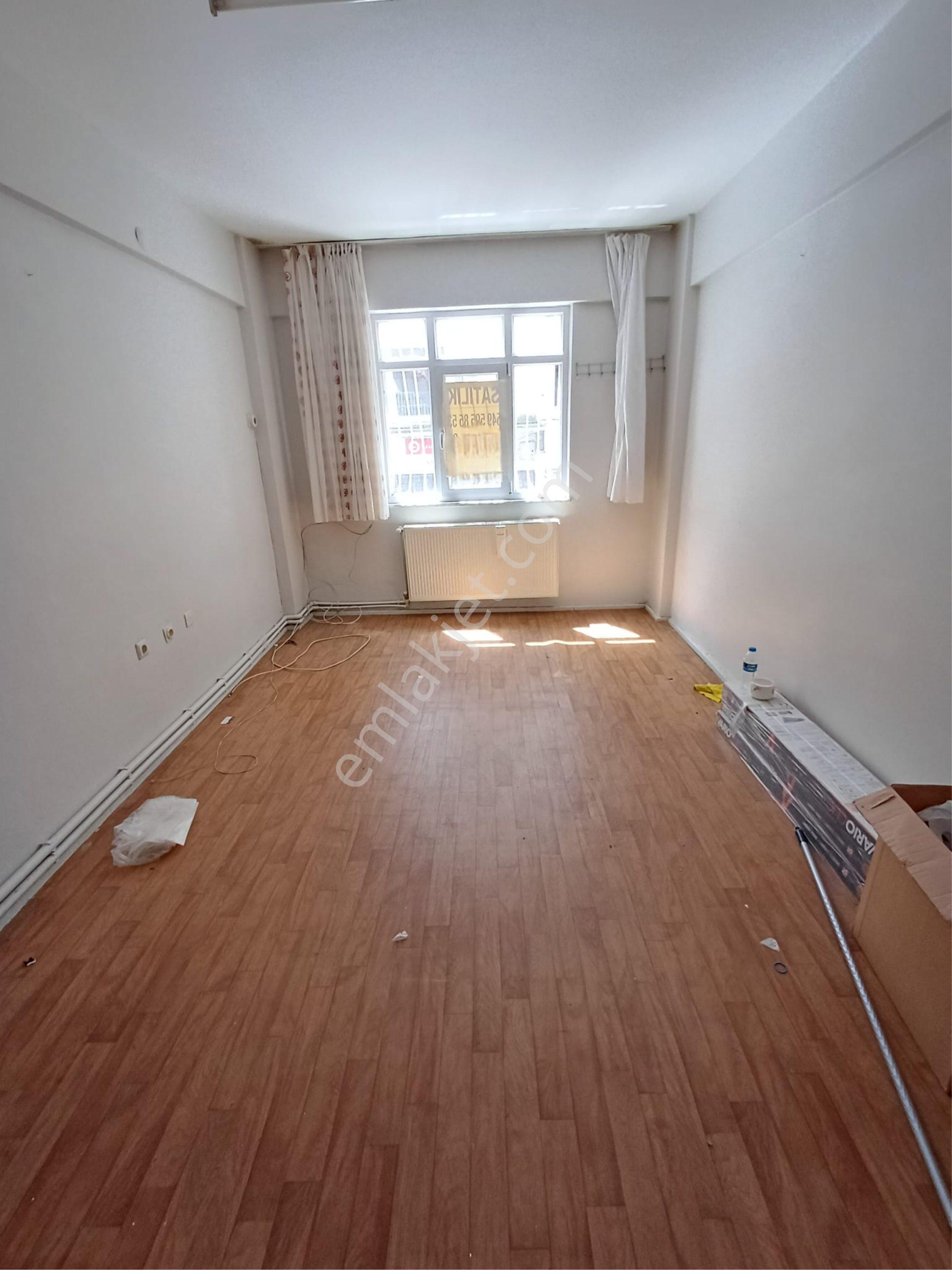 Kadıkoy Mahallesinde İci Temiz Satılık Daire - Görsel 16