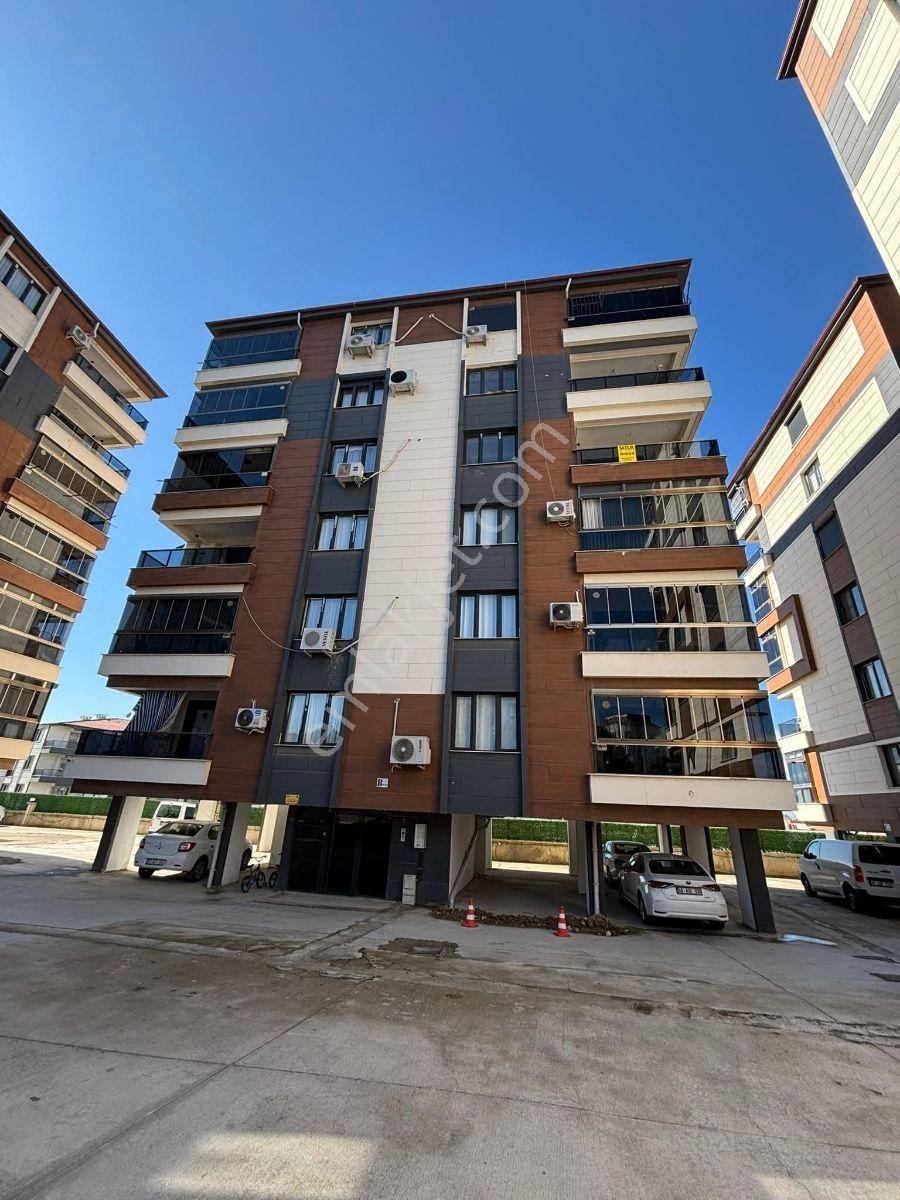 Selvilitepe Mah Site İçinde Kiralık 3+1 Arakat Daire - Görsel 16