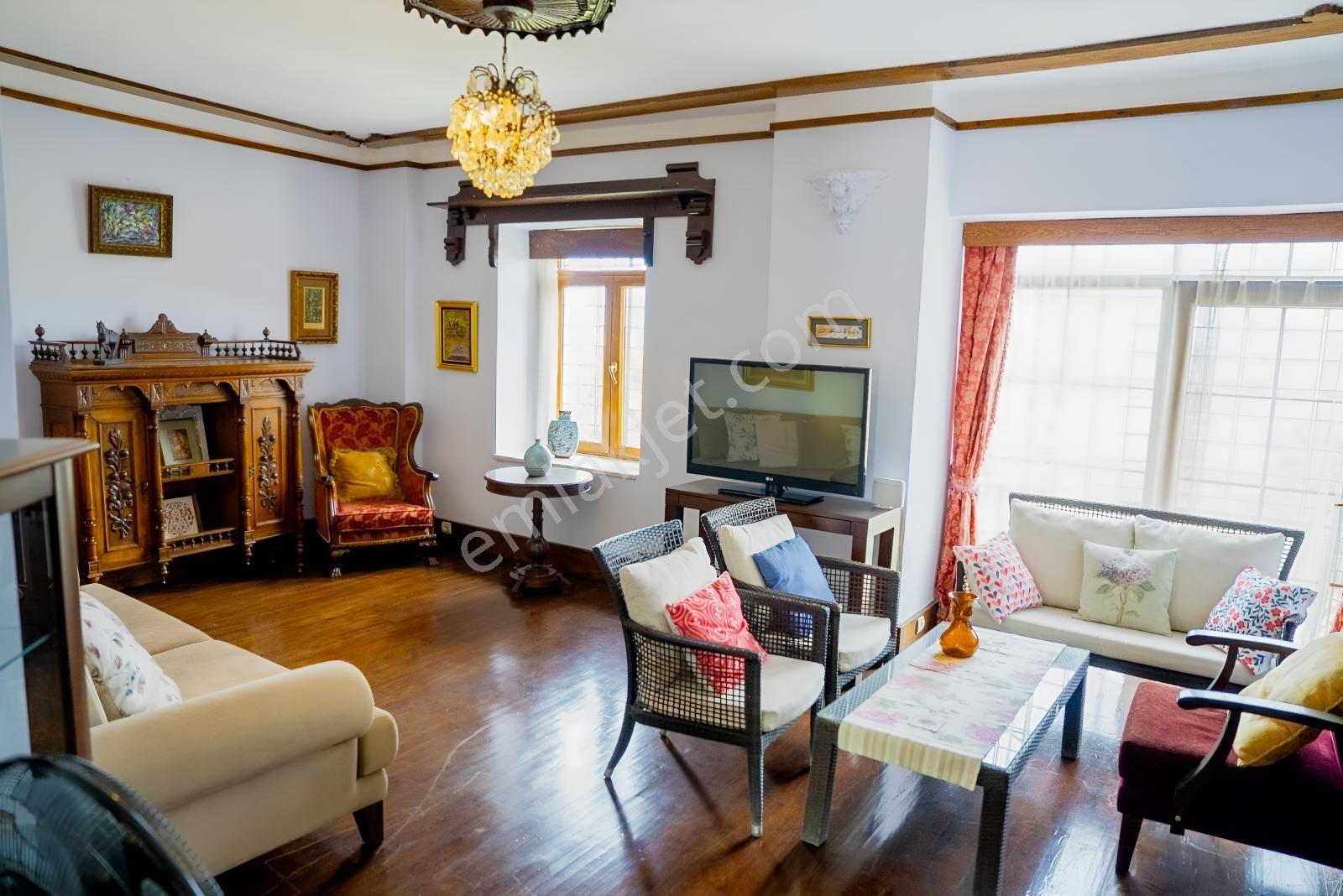 Onmax Sanatçı Dokunuşlu,antika Dolu Özel Müşteminatlı Konak - Görsel 31