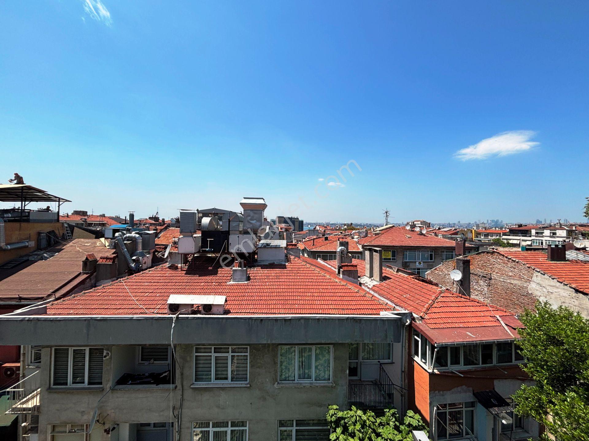 Moda Kilise Karşısı 4.kat Kiracısız Manzaralı 139m2 Satılık 3+1 - Görsel 25