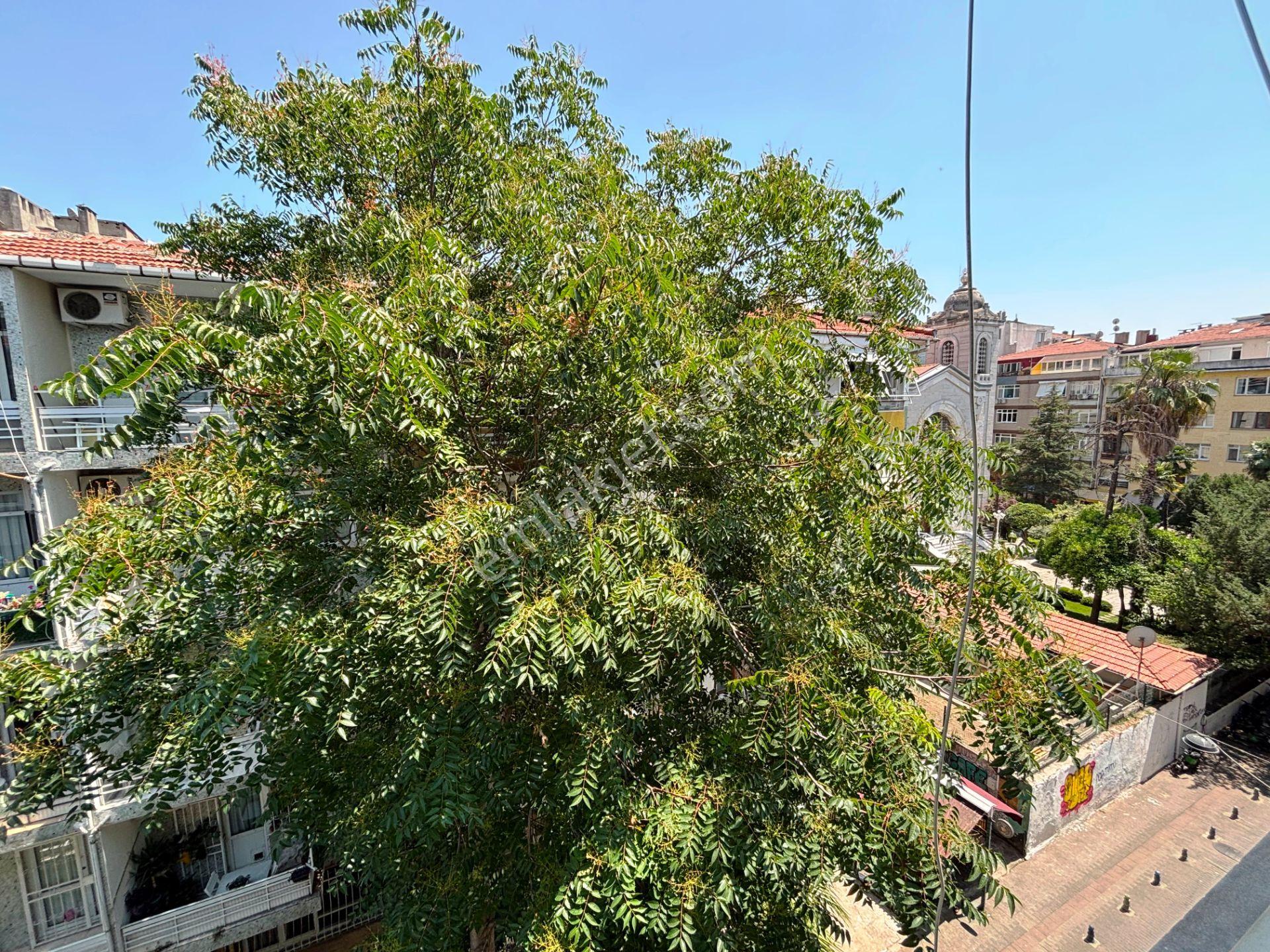 Moda Kilise Karşısı 4.kat Kiracısız Manzaralı 139m2 Satılık 3+1 - Görsel 31