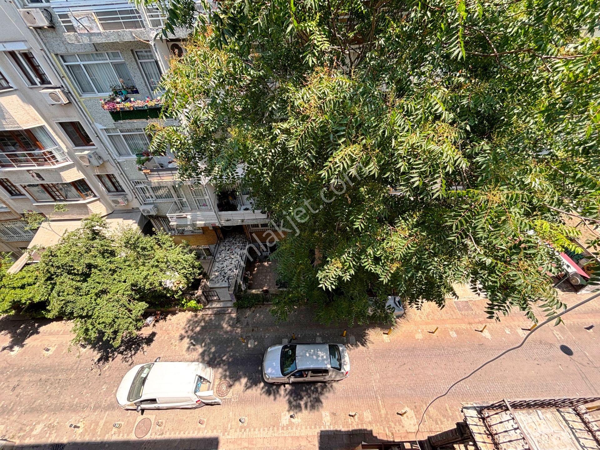 Moda Kilise Karşısı 4.kat Kiracısız Manzaralı 139m2 Satılık 3+1 - Görsel 30