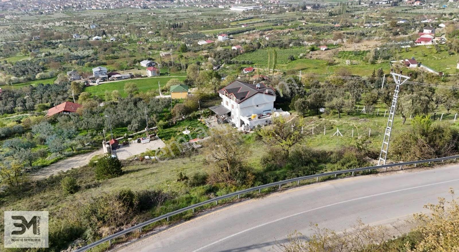 Sakarya Geyve Hırka 2400 M² Asfalt Cepheli, Manzaralı Arsa - Görsel 4