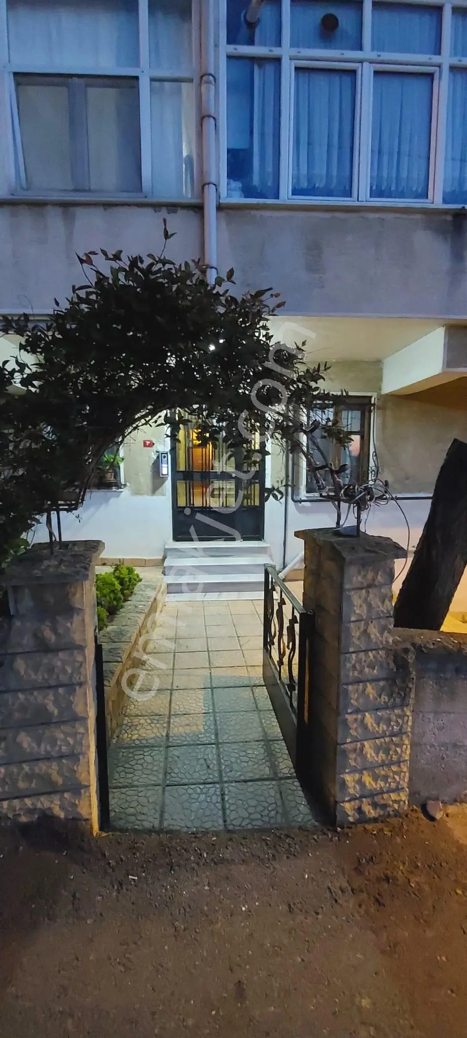 Ümraniye Elmalıkent Mandıra Caddesi Bıçakçılar Sitesi 1.kat Konumunda Satılık 2+1 Daire - Görsel 4