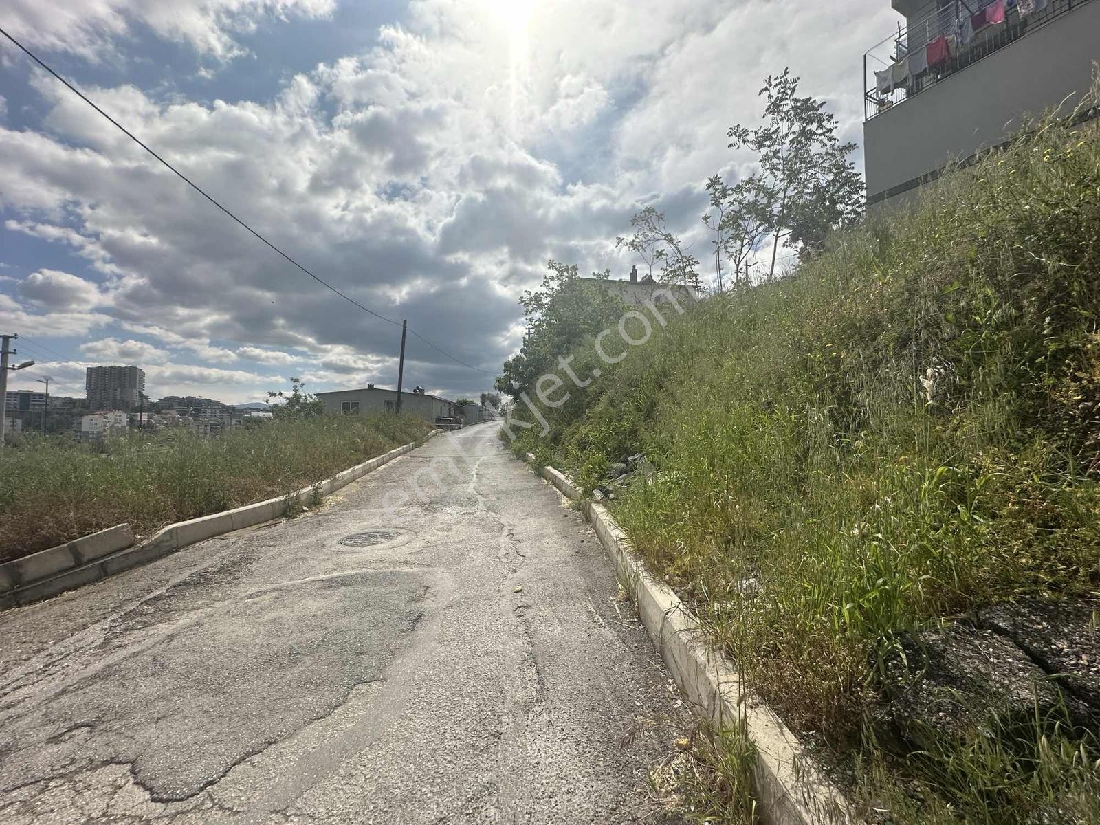 Karabağlar Bahriye Üçokta 224 M² Satılık Yatırımlık Arsa - Görsel 13