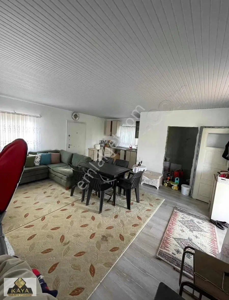 Yenıköy Kırkgözde 310 M2 Suyu Var İçinde Ufak Bir Ev Var - Görsel 3
